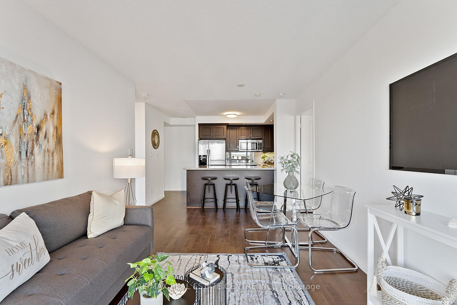 Photo 15 of Unit 1405, 900 Mount Pleasant Road, Toronto, Mount Pleasant West — HOMEH