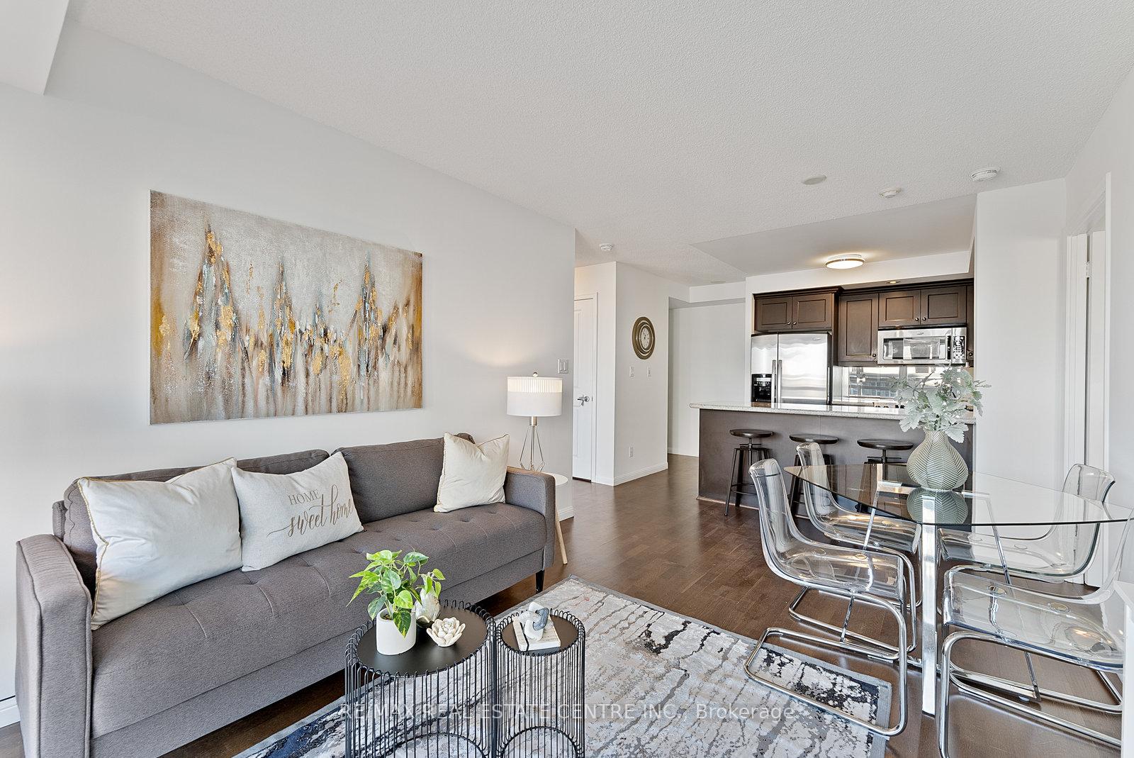 Photo 16 of Unit 1405, 900 Mount Pleasant Road, Toronto, Mount Pleasant West — HOMEH