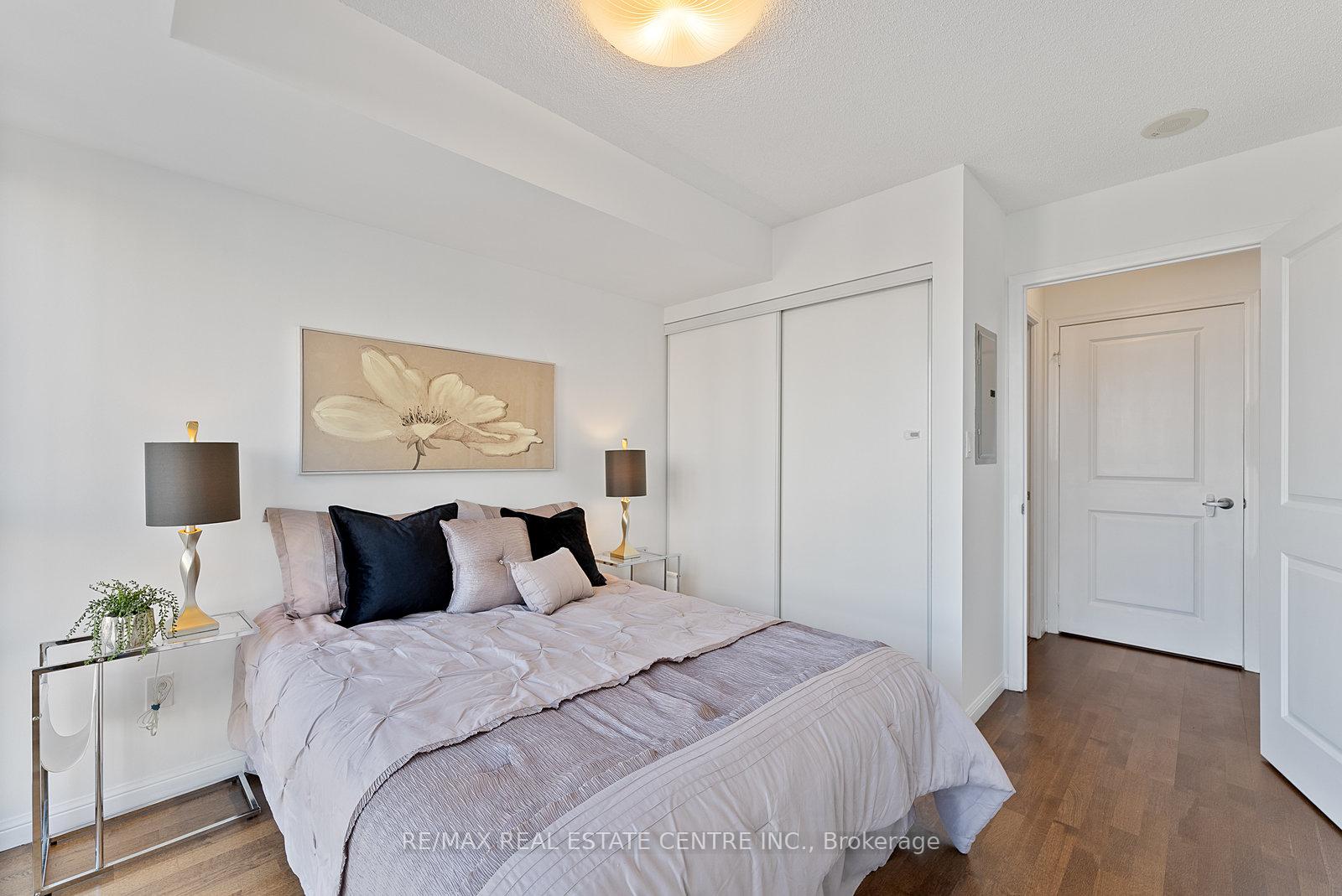 Photo 26 of Unit 1405, 900 Mount Pleasant Road, Toronto, Mount Pleasant West — HOMEH
