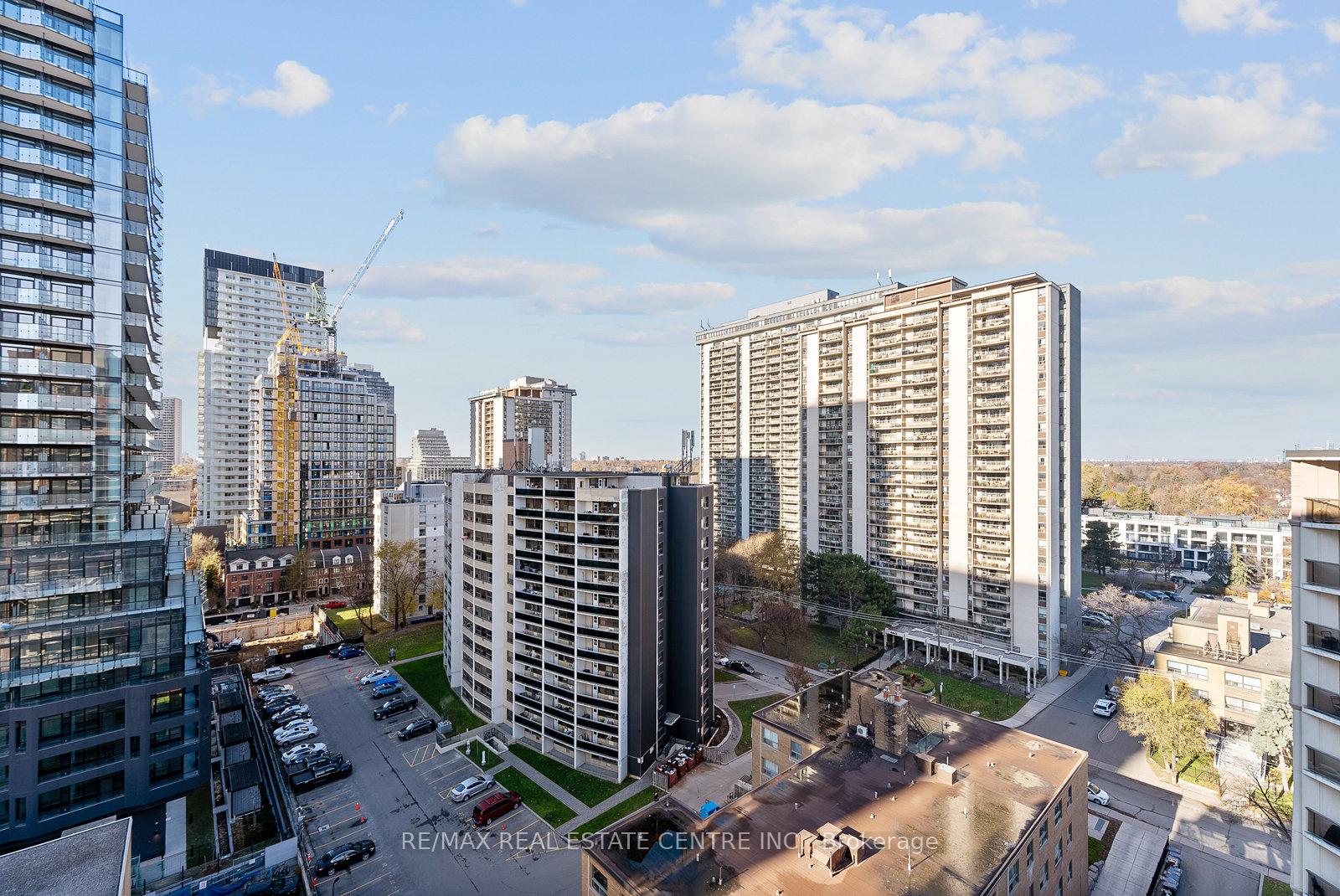 Photo 31 of Unit 1405, 900 Mount Pleasant Road, Toronto, Mount Pleasant West — HOMEH