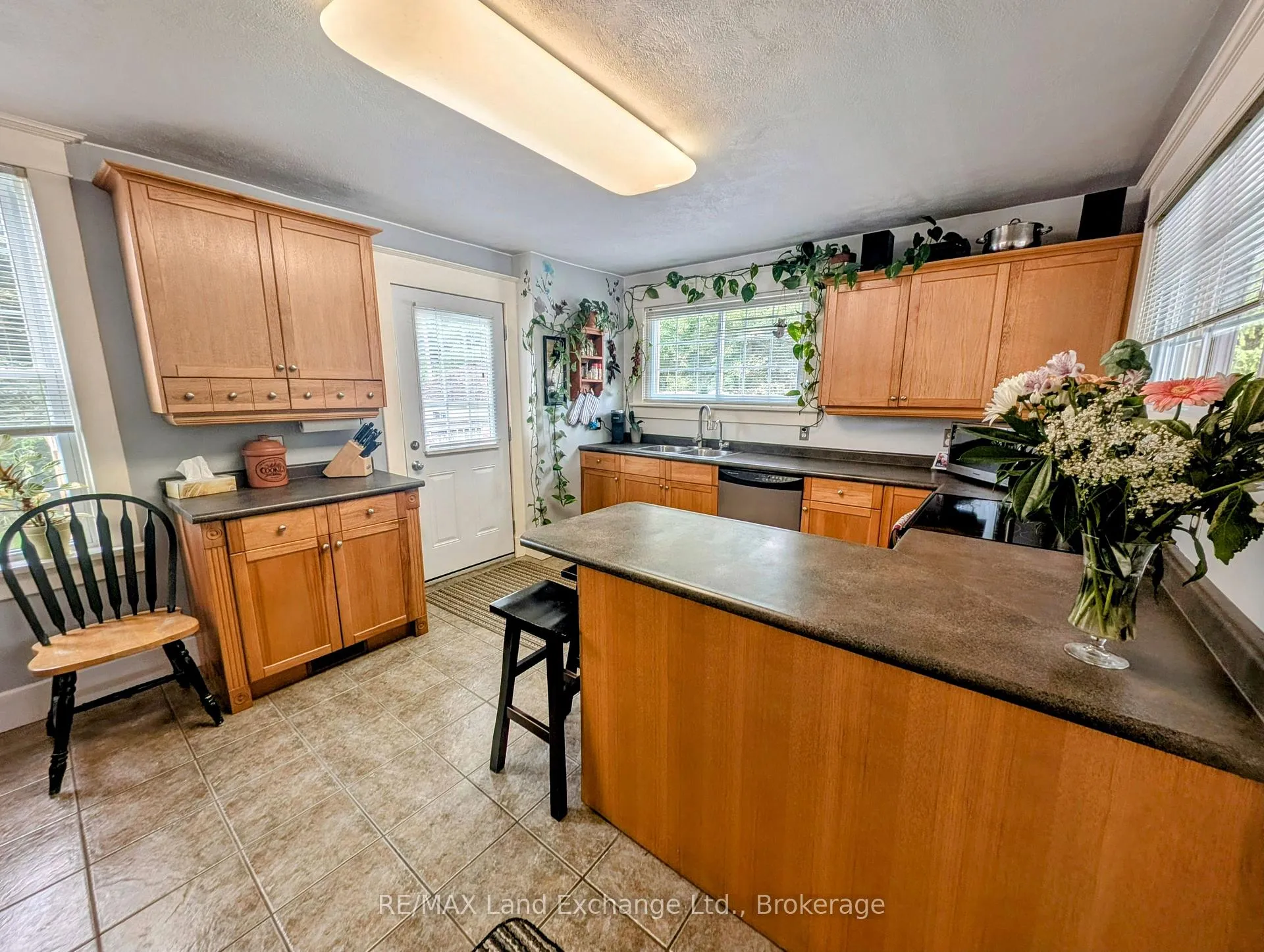 Photo 5 of 4 Archy Street, Brockton — HOMEH