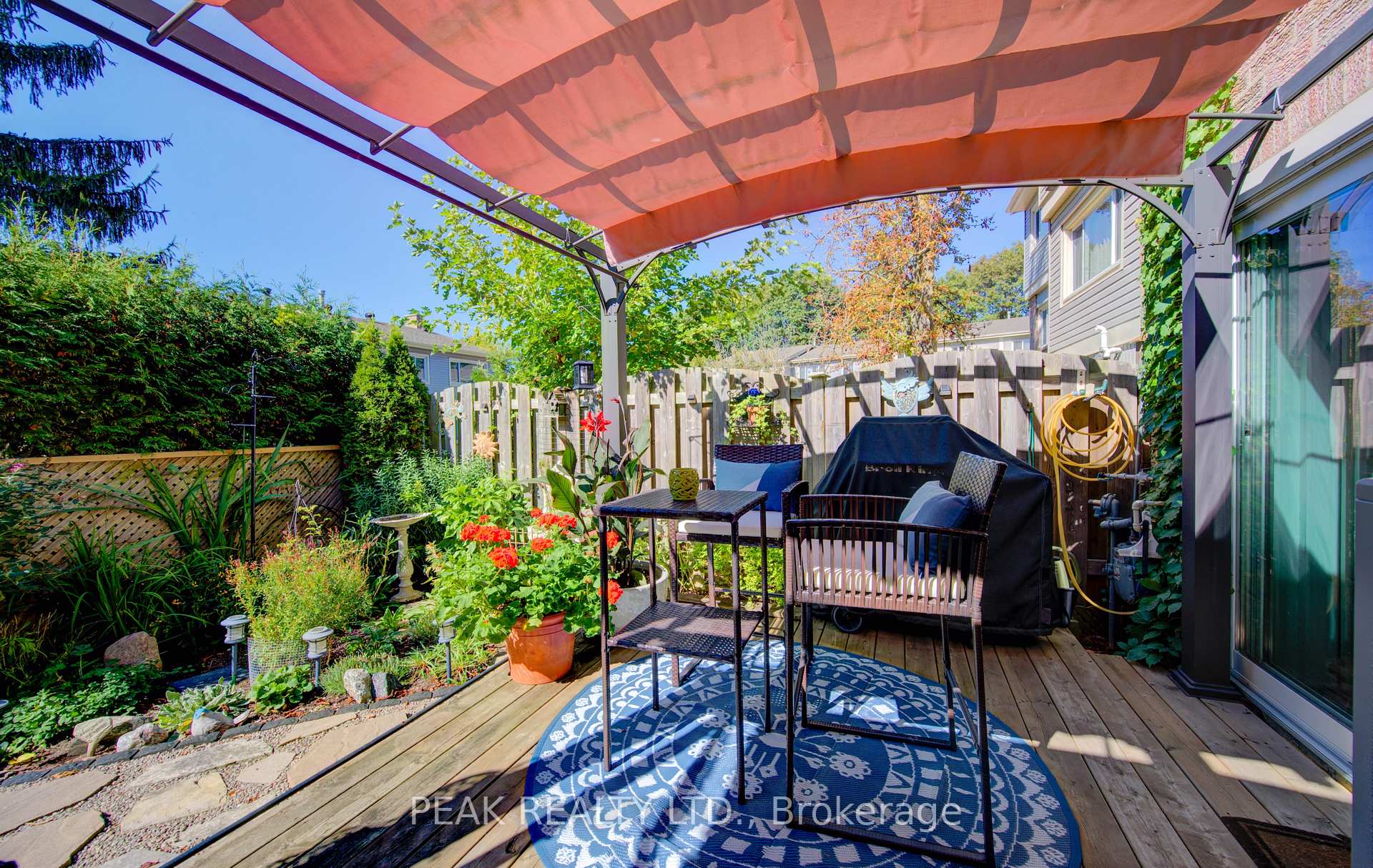 Photo 12 of Unit 71, 30 Green Valley Drive, Kitchener — HOMEH