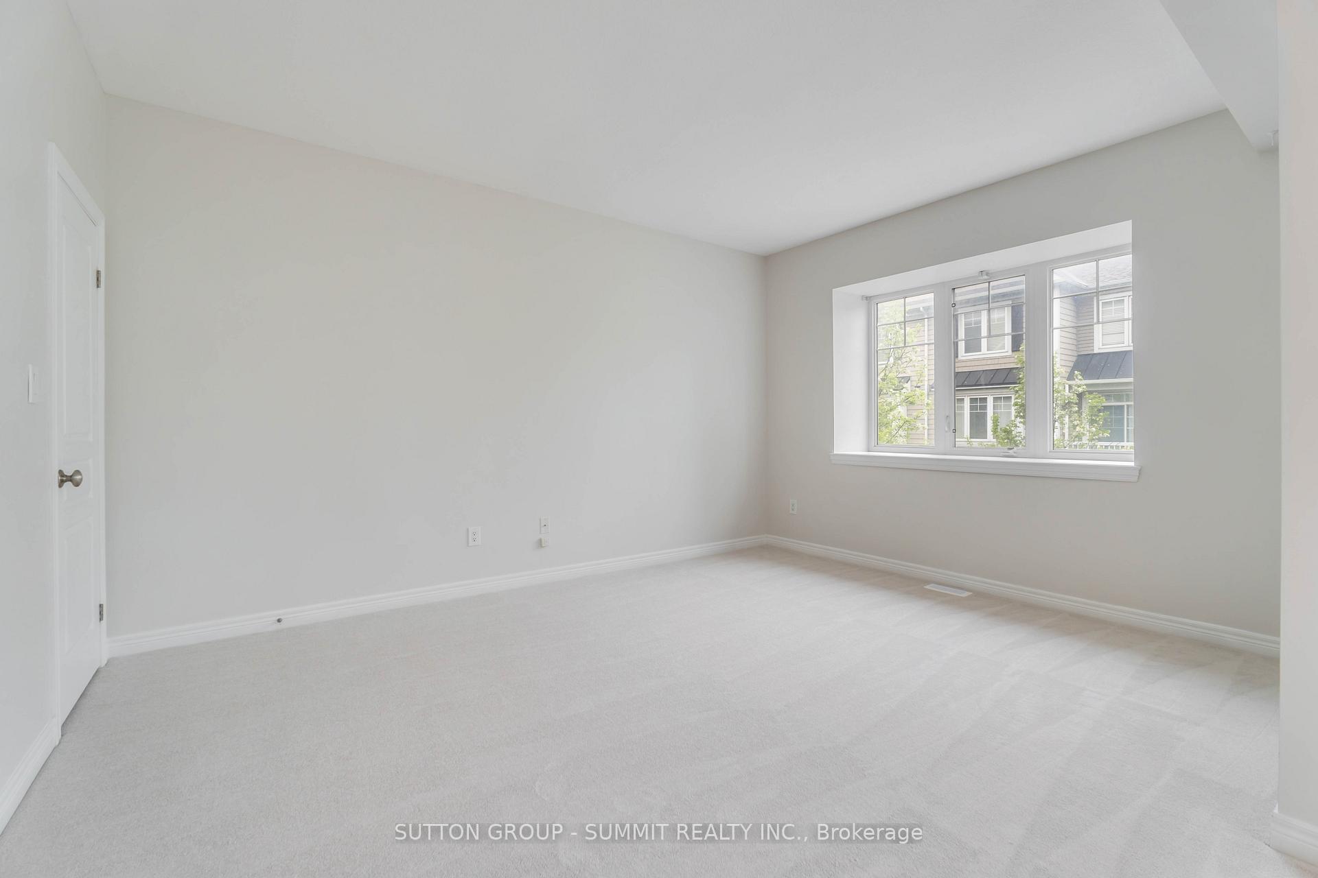 Photo 16 of Unit 25, 337 Beach Boulevard, Hamilton, Hamilton Beach — HOMEH