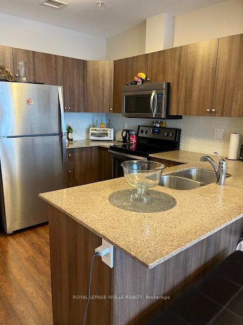 Photo 6 of Unit 1208, 1 Victoria Street S, Kitchener, City Commercial Core — HOMEH