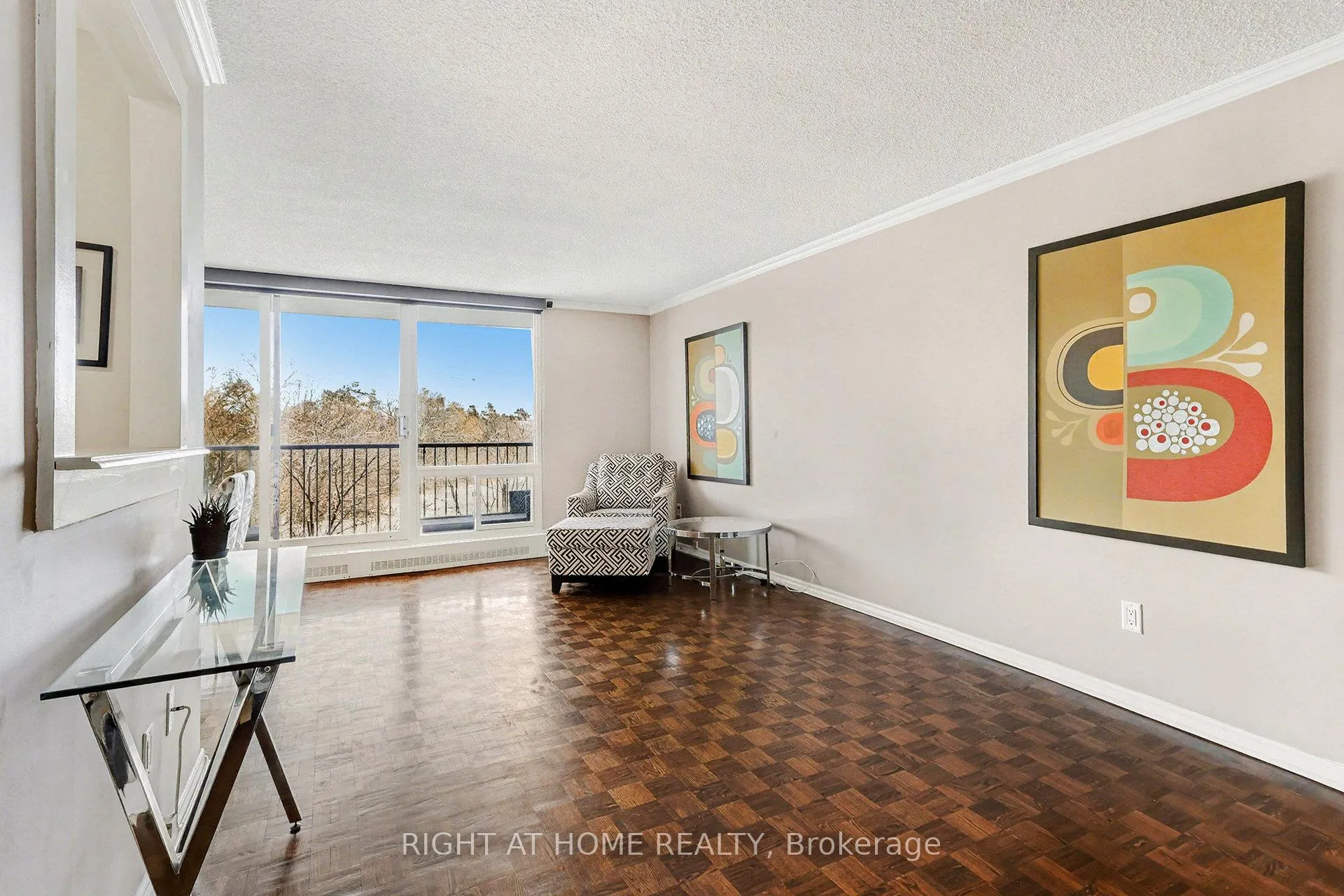 Photo 6 of Unit 306, 665 Bathgate Drive, Ottawa, Carson Meadows — HOMEH