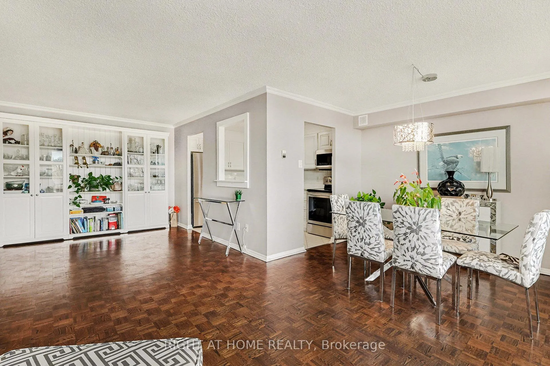 Photo 7 of Unit 306, 665 Bathgate Drive, Ottawa, Carson Meadows — HOMEH