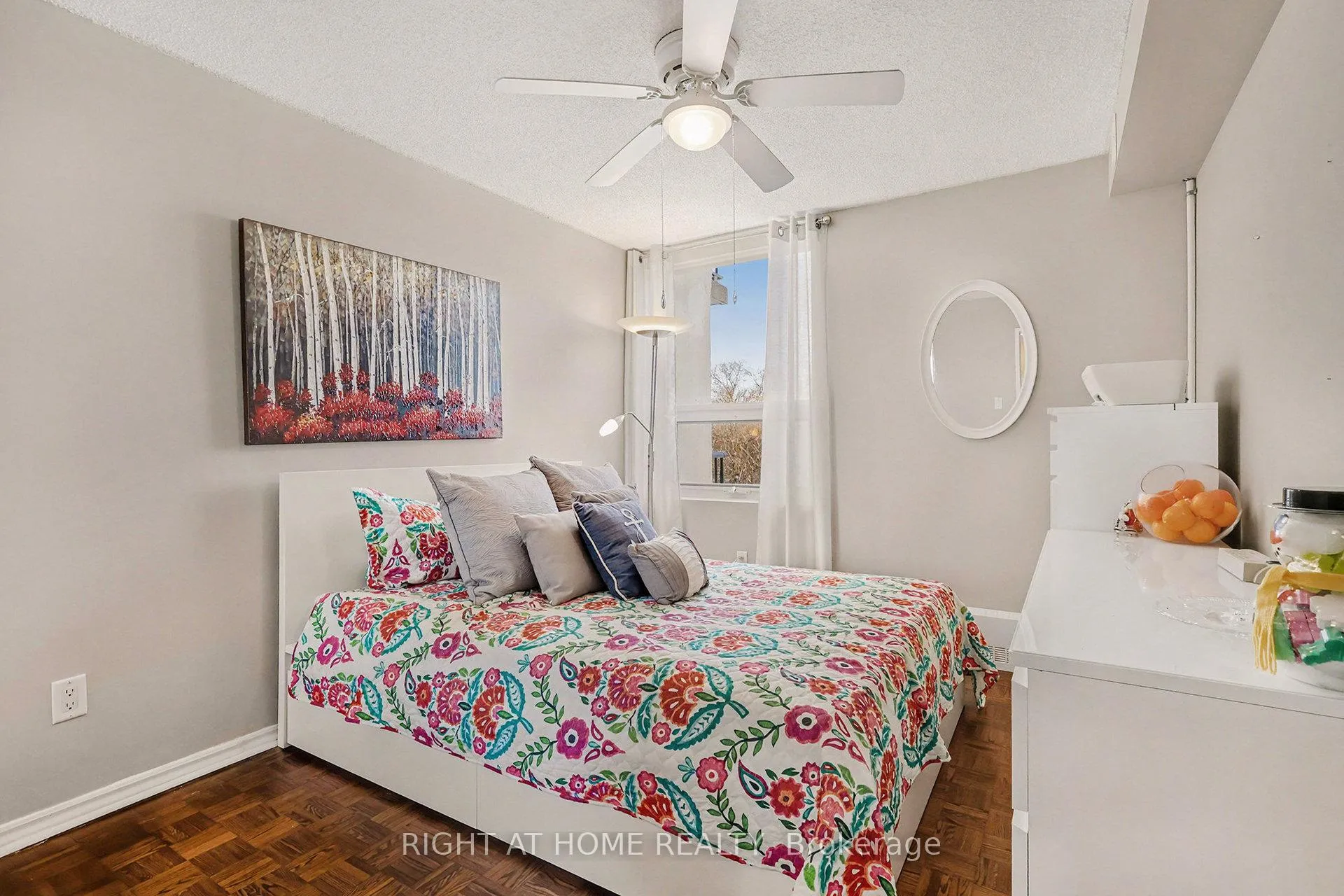 Photo 15 of Unit 306, 665 Bathgate Drive, Ottawa, Carson Meadows — HOMEH