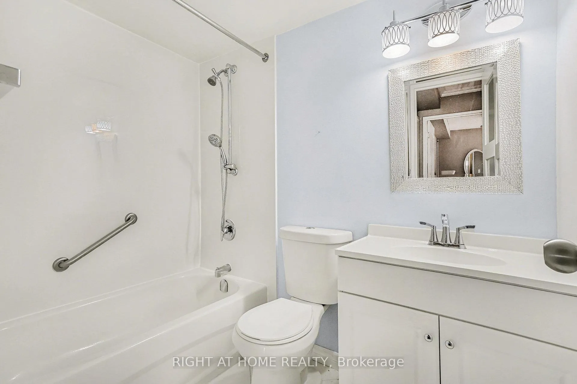 Photo 19 of Unit 306, 665 Bathgate Drive, Ottawa, Carson Meadows — HOMEH