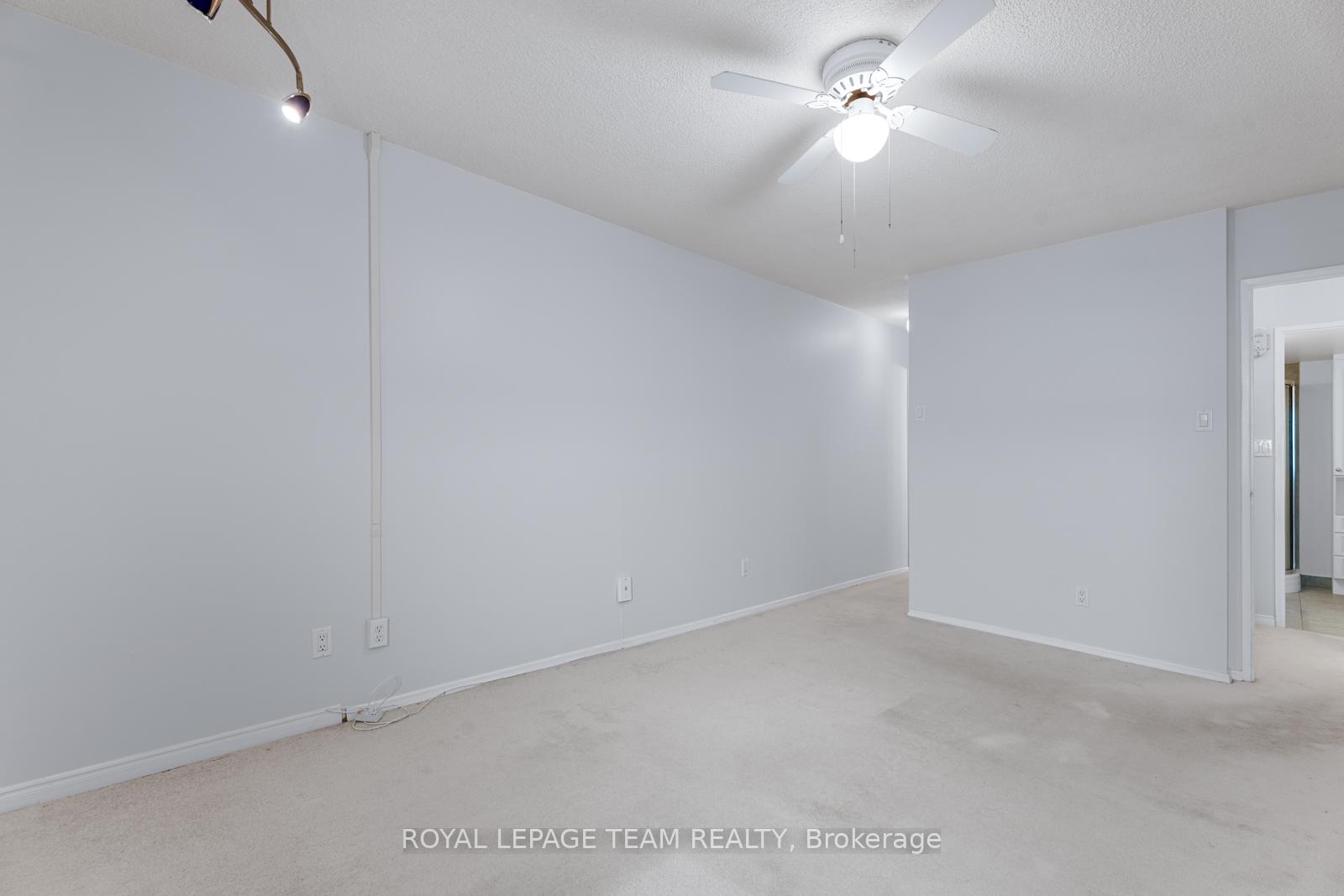 Photo 21 of Unit PH9, 555 Brittany Drive, Ottawa, Viscount Alexander Park — HOMEH