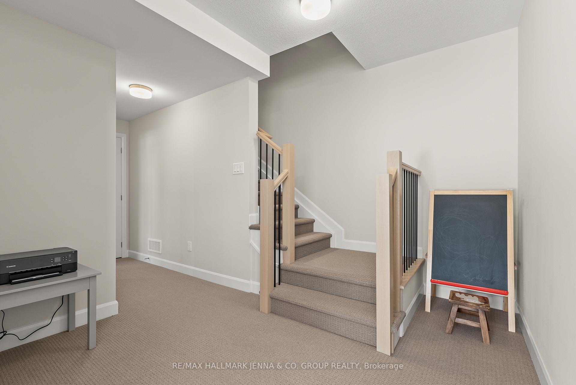 Photo 22 of 169 Beebalm Crescent, Ottawa, Barrhaven - Half Moon Bay — HOMEH
