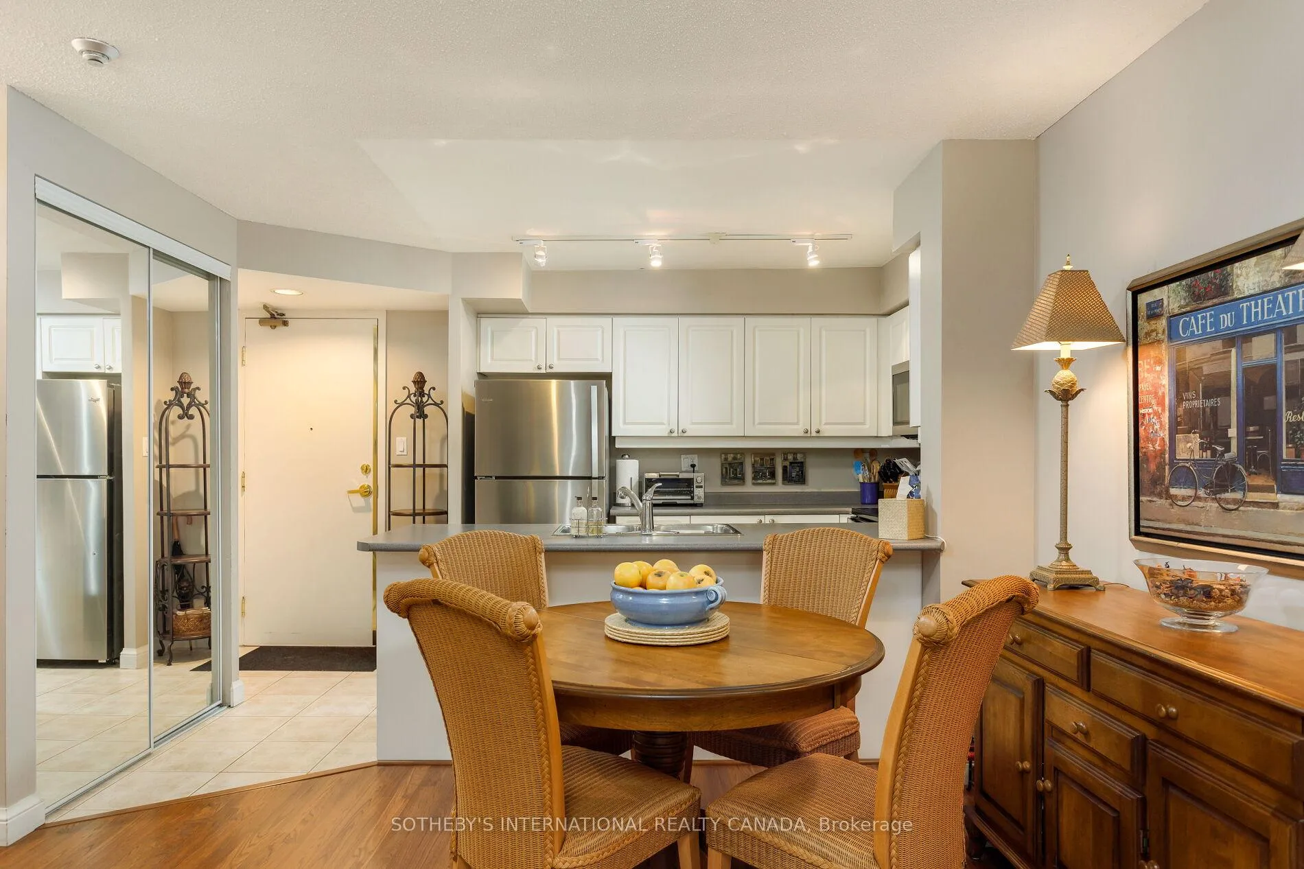 Photo 11 of Unit 301, 188 Redpath Avenue, Toronto, Mount Pleasant West — HOMEH