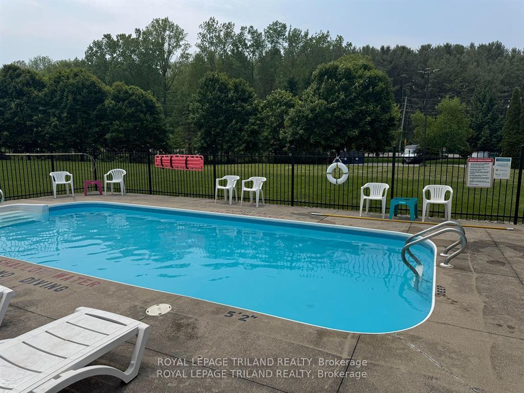 Photo 14 of Unit 36, 301 Carlow Road, Central Elgin, Port Stanley — HOMEH