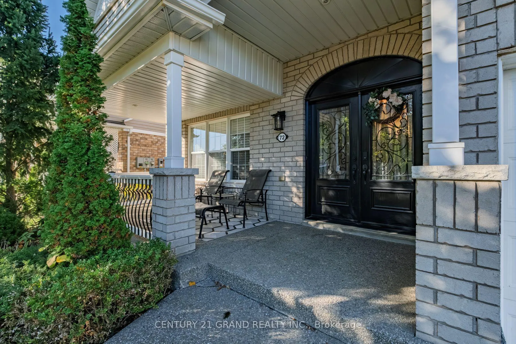 Photo 3 of 72 Hunter Way, Brantford, Shellard Lane — HOMEH