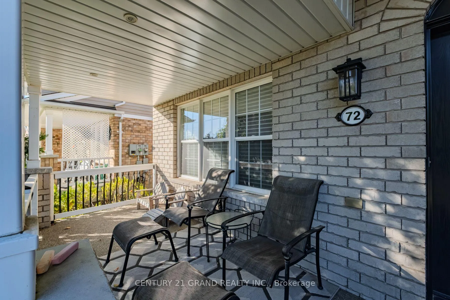 Photo 4 of 72 Hunter Way, Brantford, Shellard Lane — HOMEH