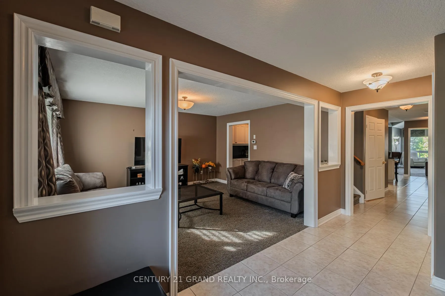 Photo 12 of 72 Hunter Way, Brantford, Shellard Lane — HOMEH