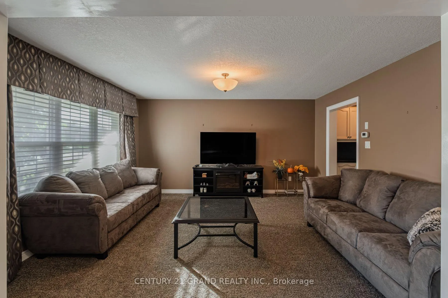 Photo 13 of 72 Hunter Way, Brantford, Shellard Lane — HOMEH