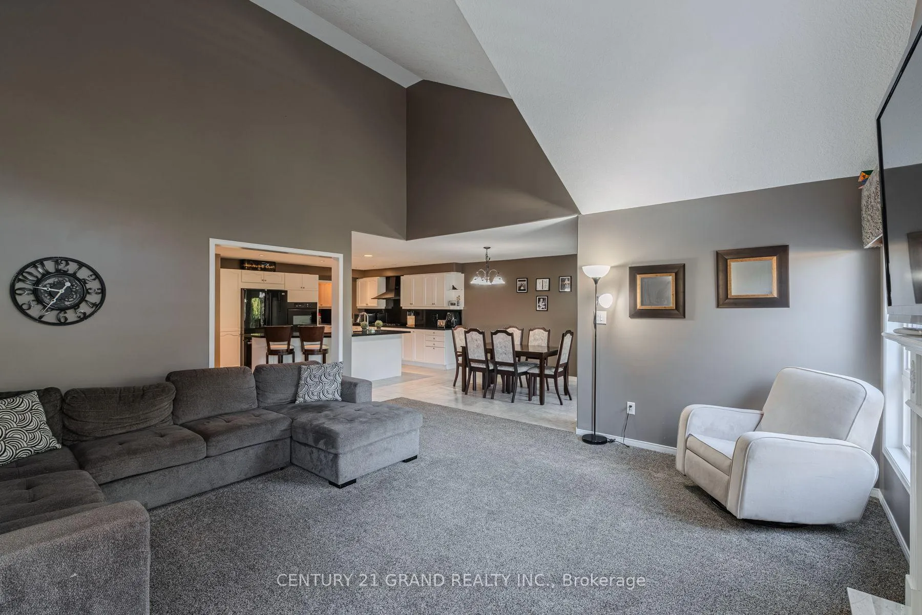 Photo 24 of 72 Hunter Way, Brantford, Shellard Lane — HOMEH