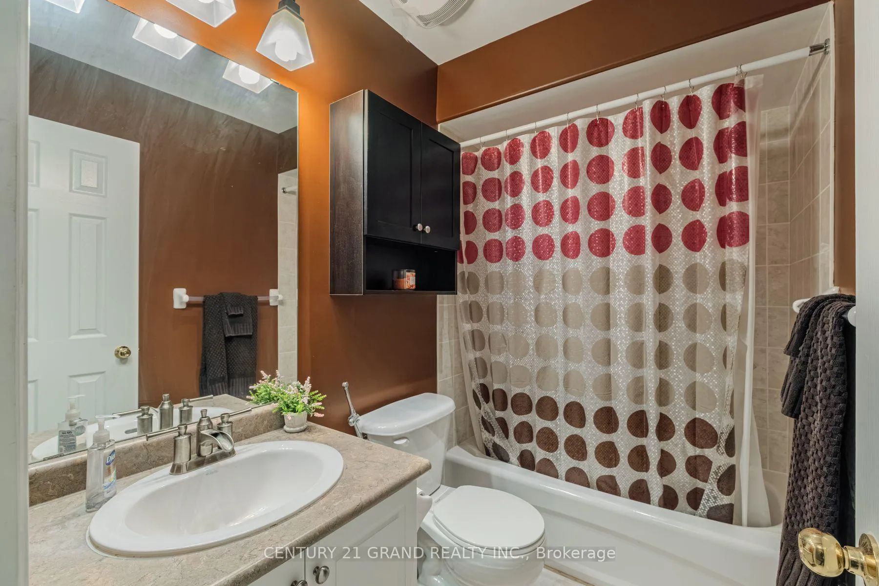 Photo 30 of 72 Hunter Way, Brantford, Shellard Lane — HOMEH
