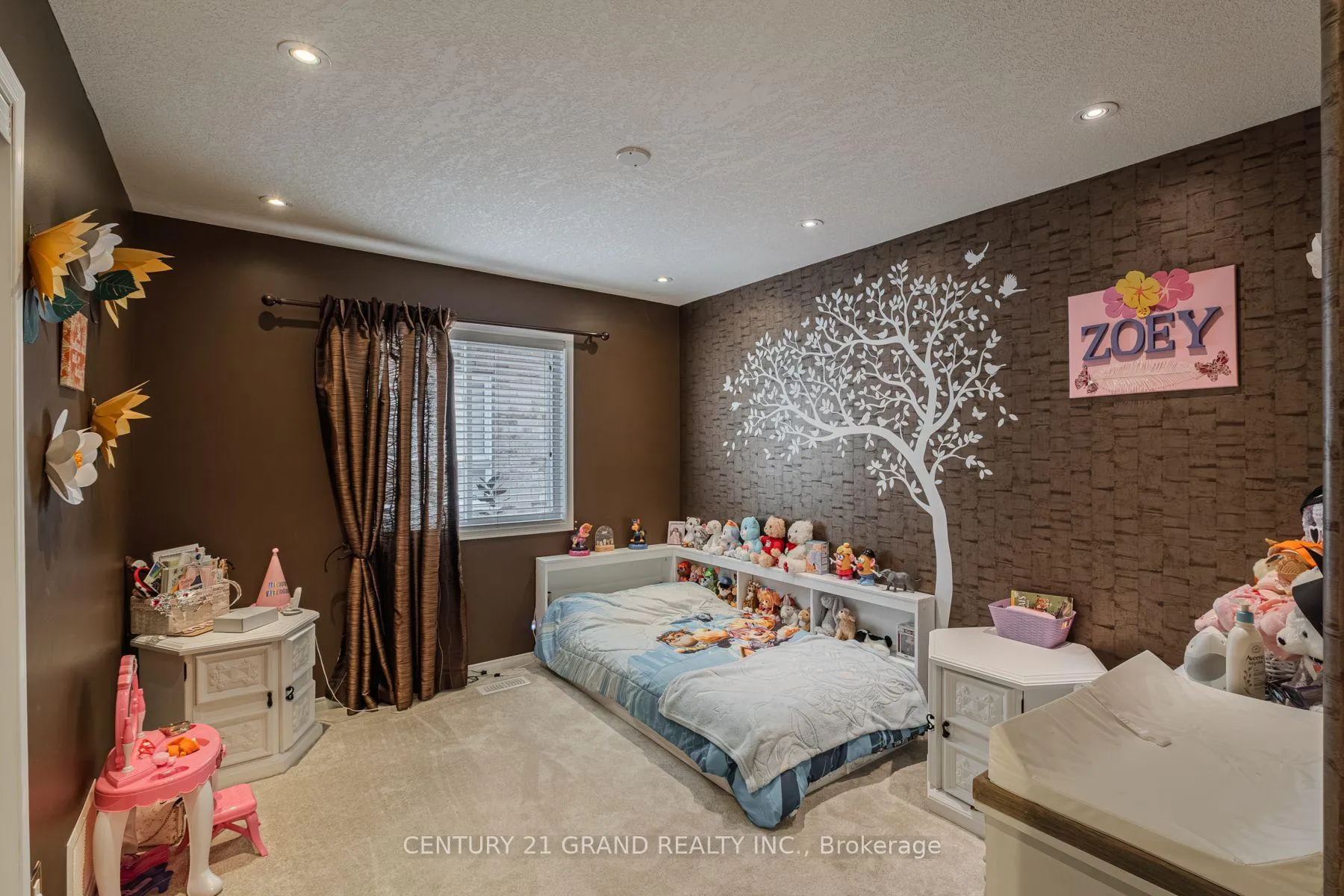 Photo 31 of 72 Hunter Way, Brantford, Shellard Lane — HOMEH
