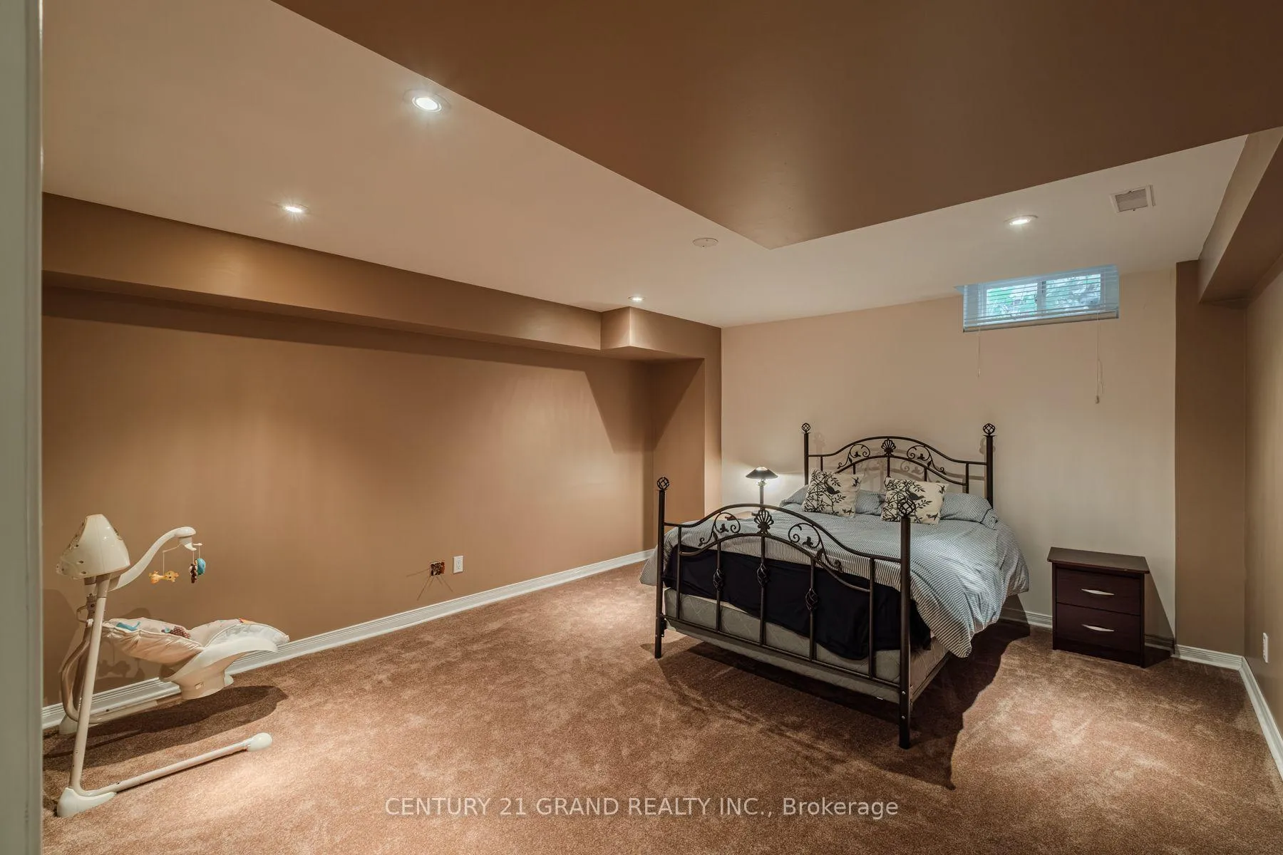 Photo 44 of 72 Hunter Way, Brantford, Shellard Lane — HOMEH