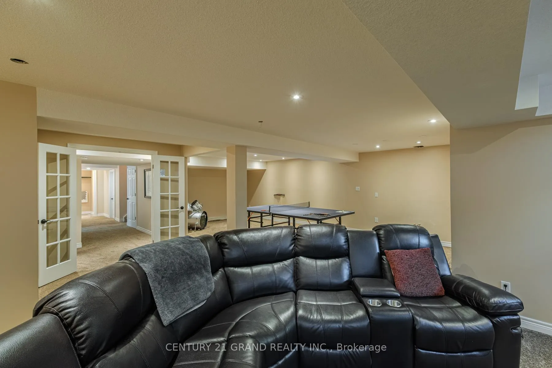 Photo 49 of 72 Hunter Way, Brantford, Shellard Lane — HOMEH