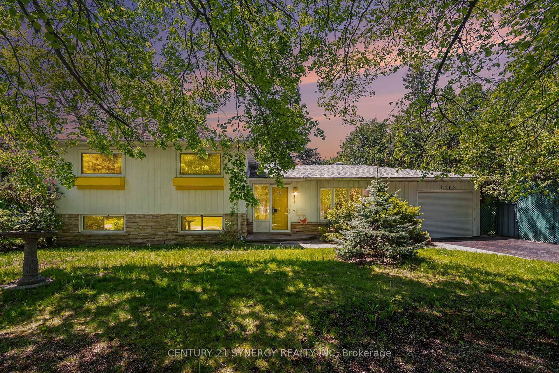 Photo 2 of 1408 Appleton Drive, Ottawa, Pineview — HOMEH
