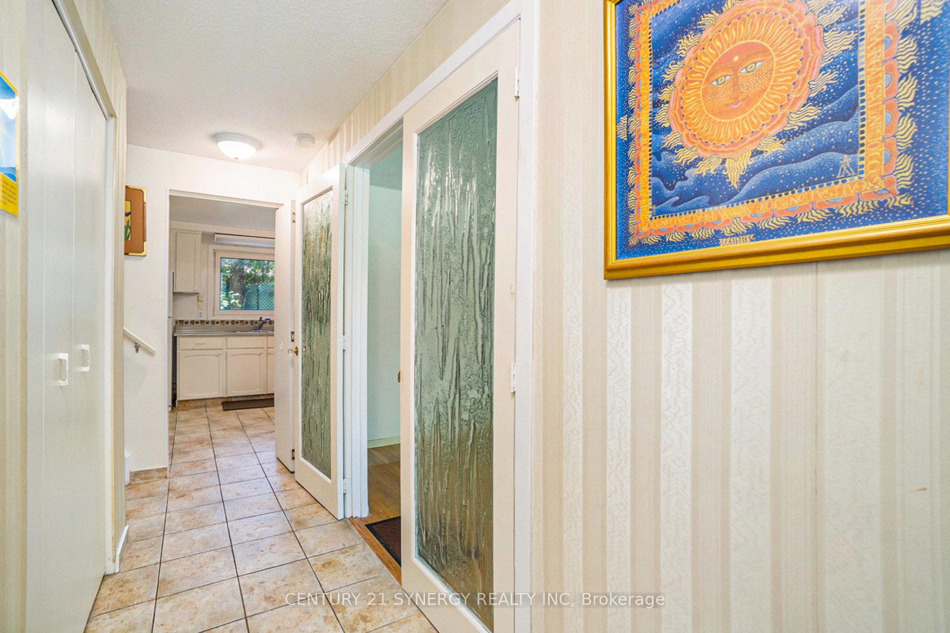 Photo 4 of 1408 Appleton Drive, Ottawa, Pineview — HOMEH