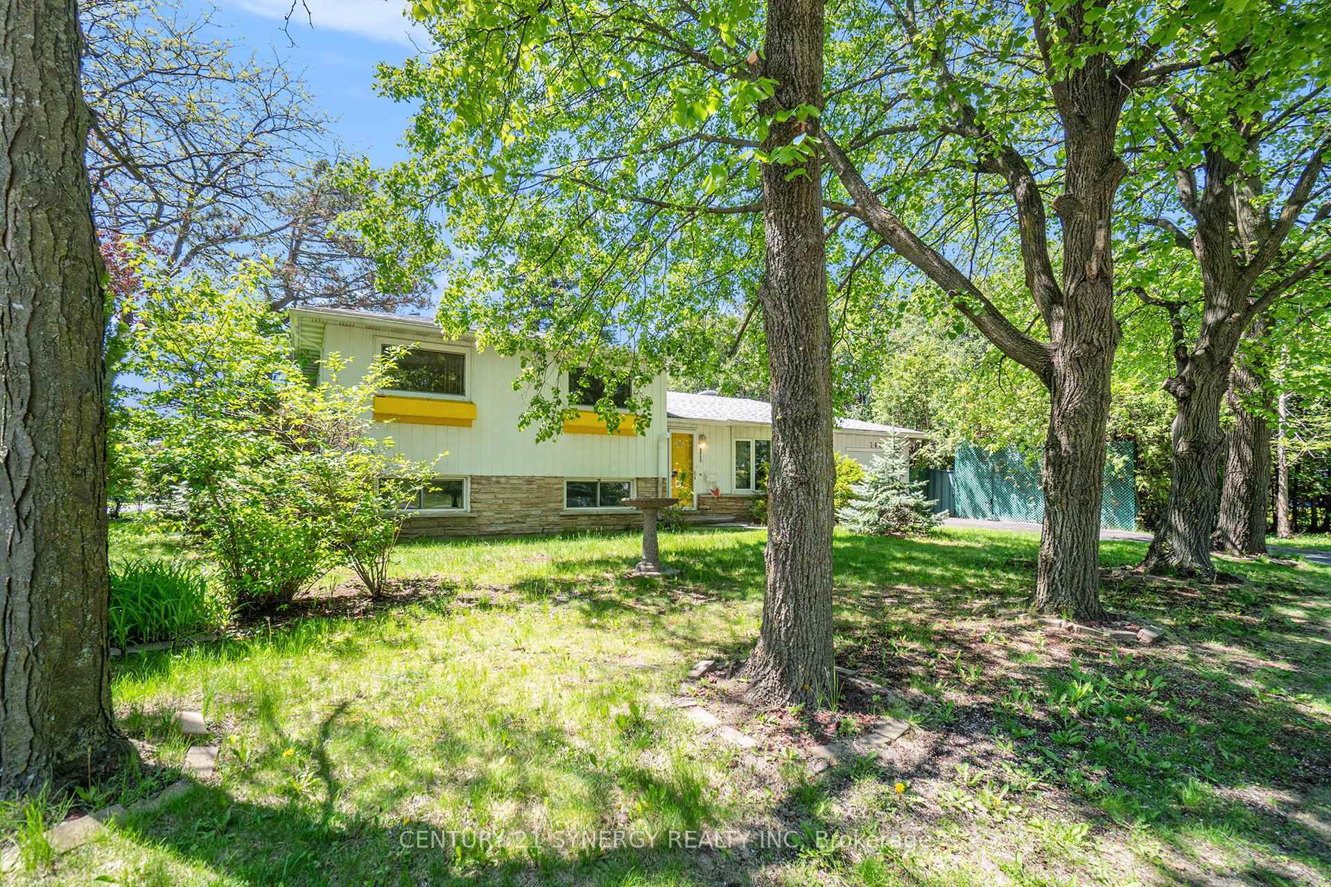 Photo 25 of 1408 Appleton Drive, Ottawa, Pineview — HOMEH