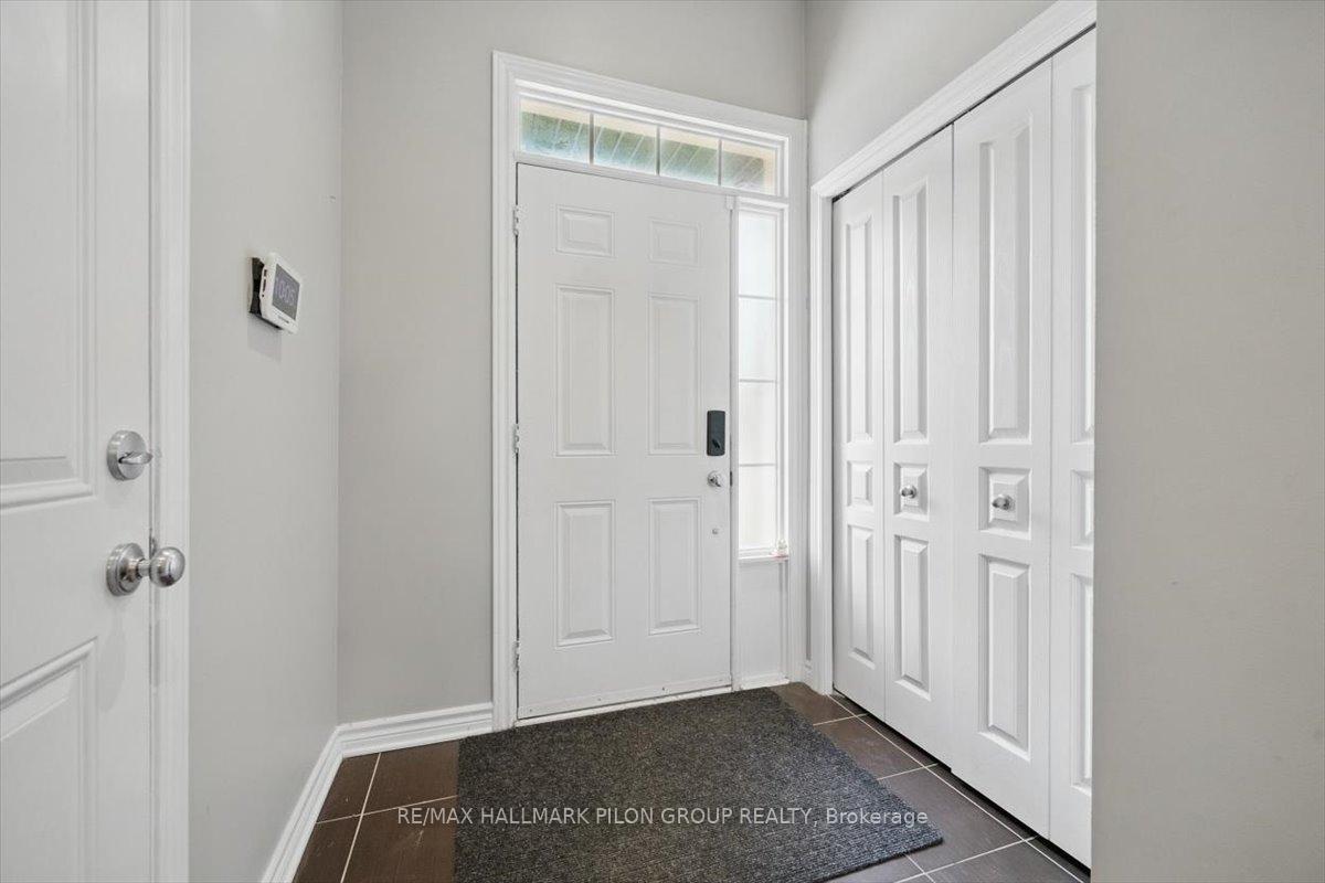 Photo 10 of 107 Watchhorn Grove, Ottawa, Riverside South — HOMEH