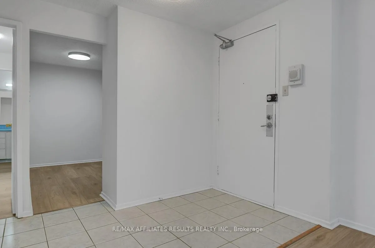Photo 7 of Unit 410, 415 Greenview Avenue, Ottawa, Britannia — HOMEH