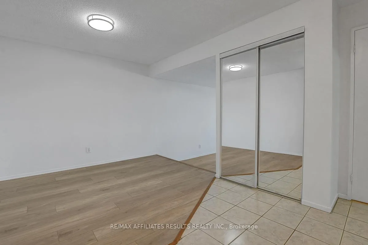 Photo 9 of Unit 410, 415 Greenview Avenue, Ottawa, Britannia — HOMEH