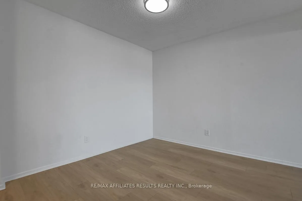 Photo 14 of Unit 410, 415 Greenview Avenue, Ottawa, Britannia — HOMEH