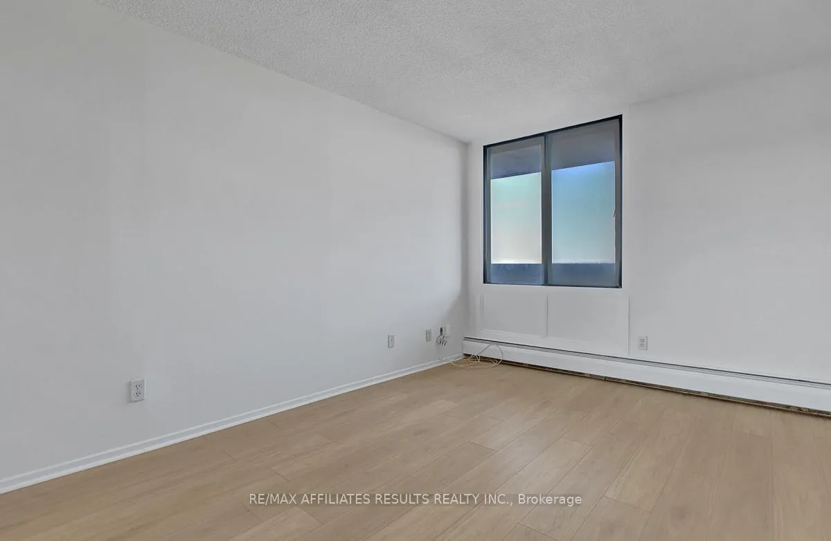 Photo 28 of Unit 410, 415 Greenview Avenue, Ottawa, Britannia — HOMEH