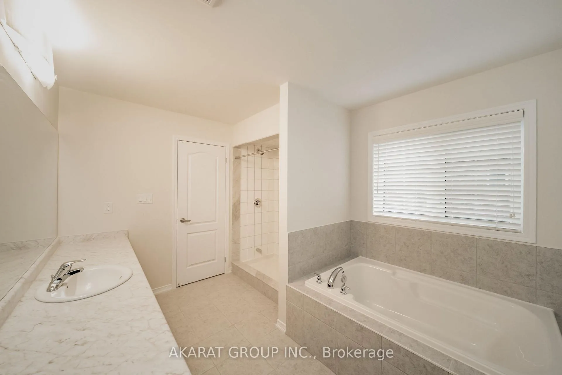 Photo 28 of 21 Legacy Lane, Thorold, Hurricane/Merrittville — HOMEH