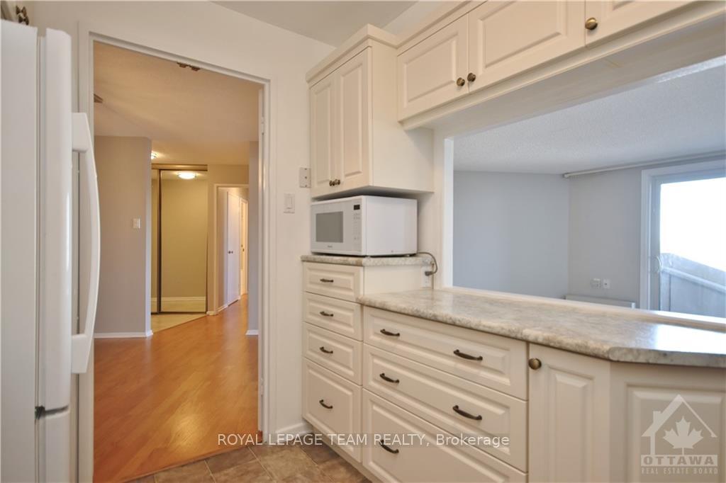 Photo 9 of Unit 1012, 1171 Ambleside Drive, Ottawa, Woodroffe — HOMEH