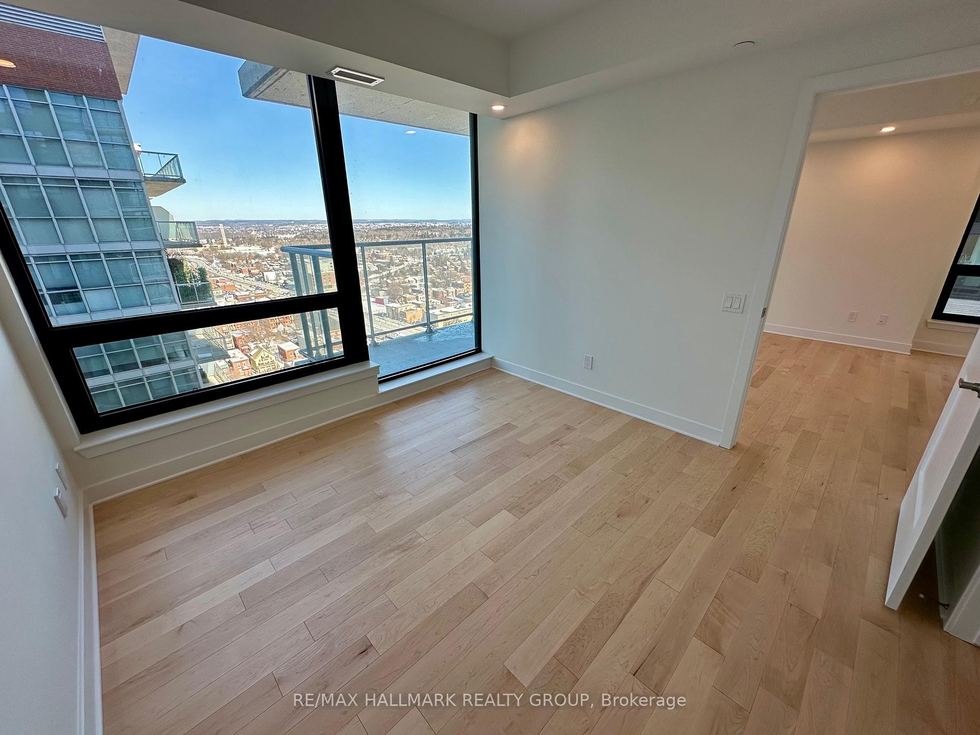 Photo 12 of Unit 2006, 180 George Street, Ottawa, Lower Town/Byward Market — HOMEH