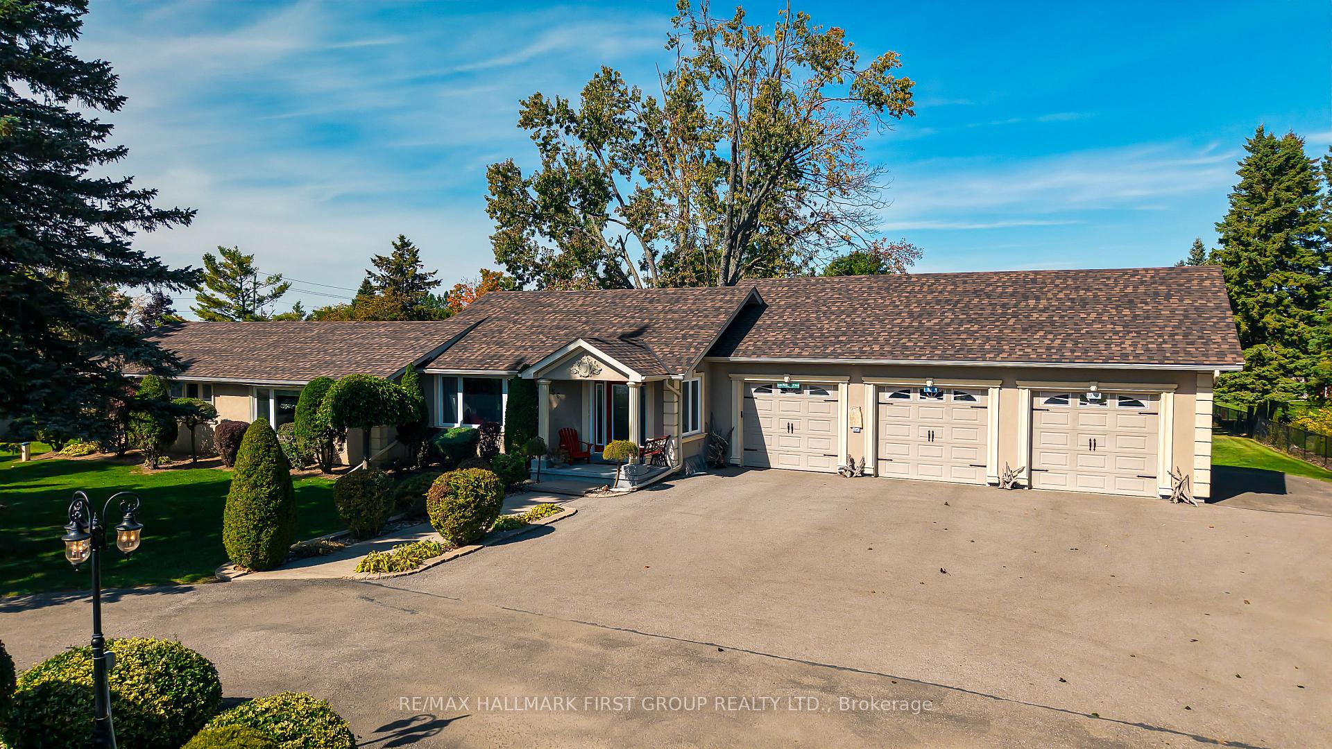 Front of 1856 Sherbrooke Street W