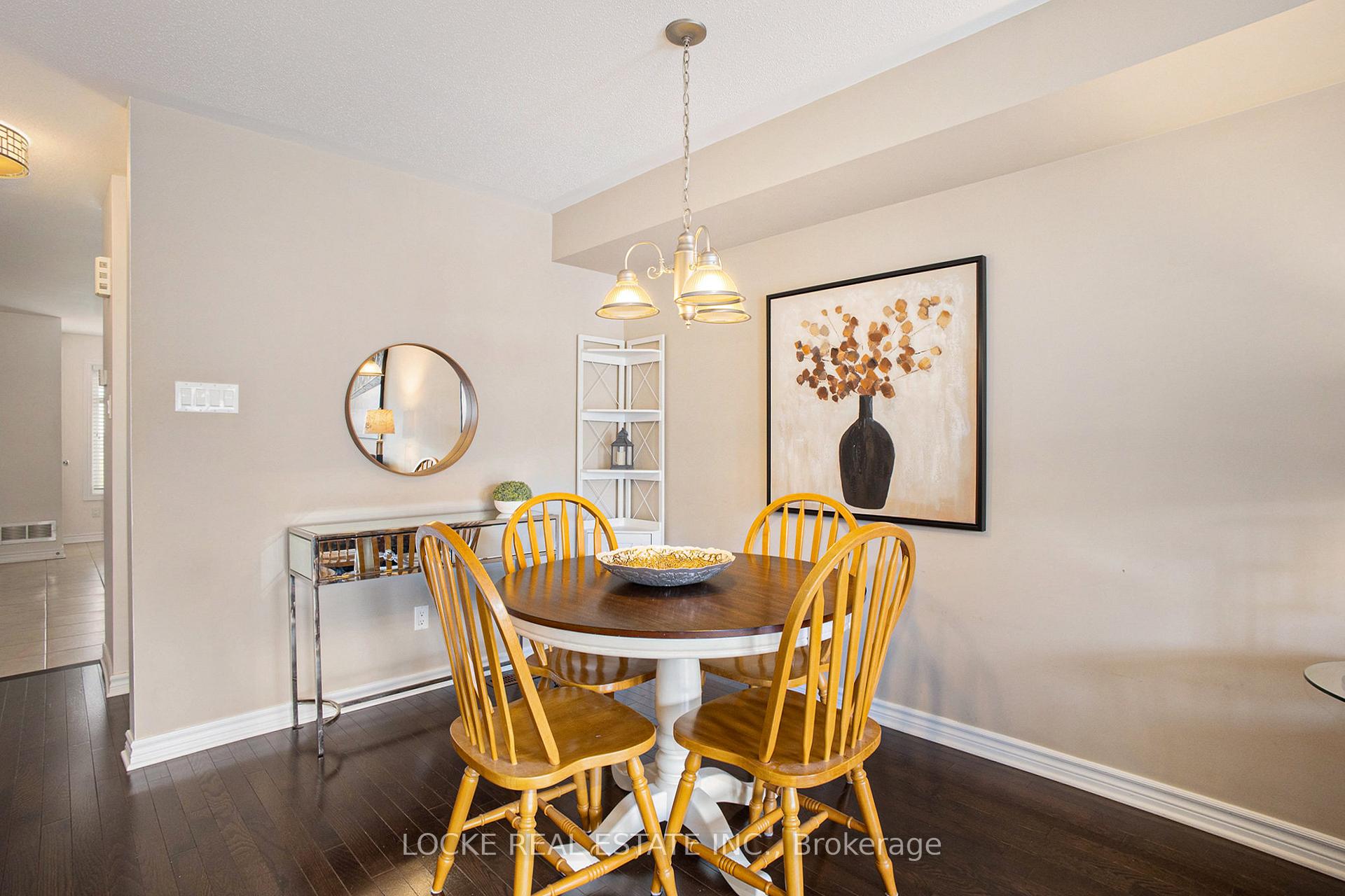 Photo 11 of 2411 Esprit Drive, Ottawa, Avalon East — HOMEH