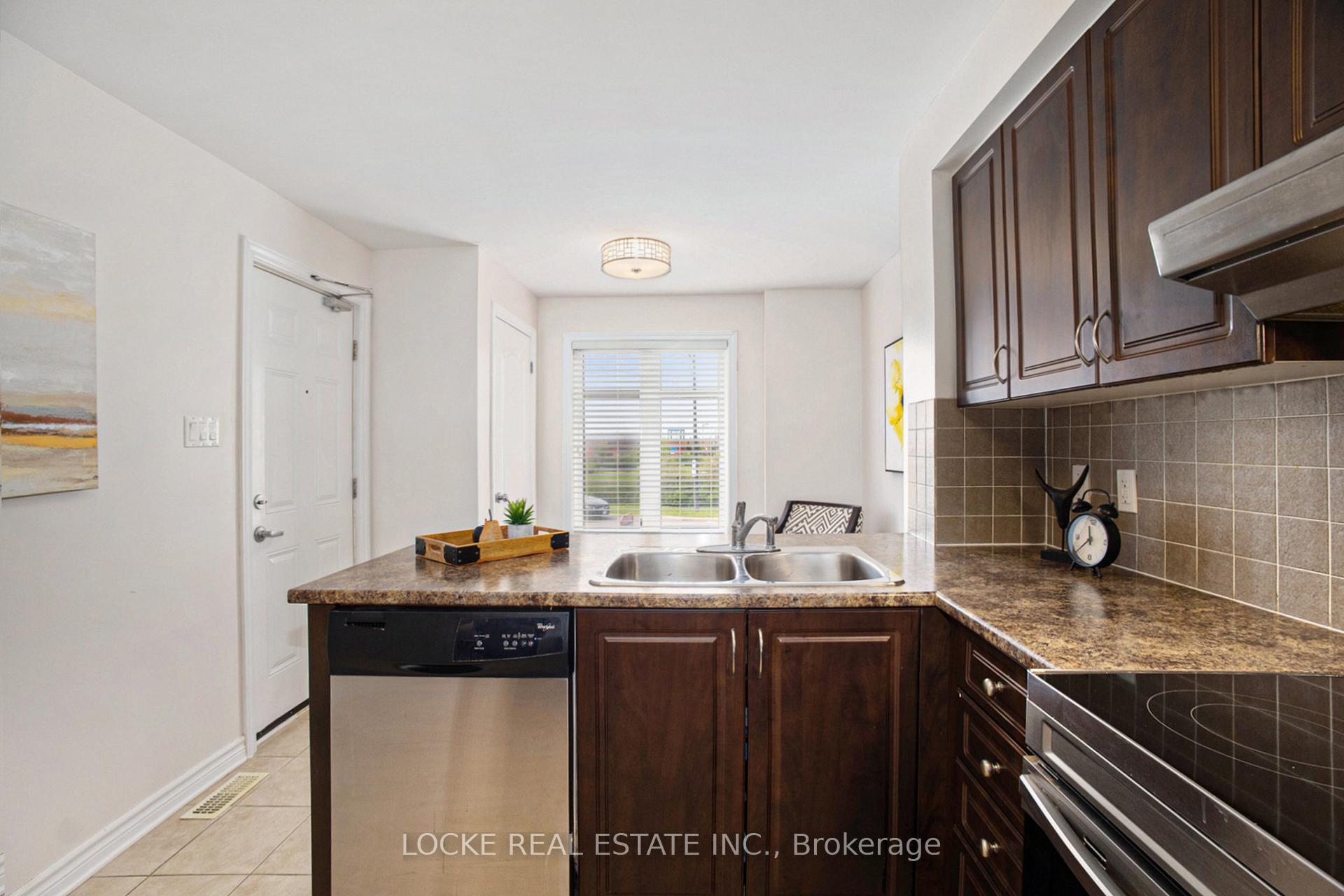 Photo 14 of 2411 Esprit Drive, Ottawa, Avalon East — HOMEH