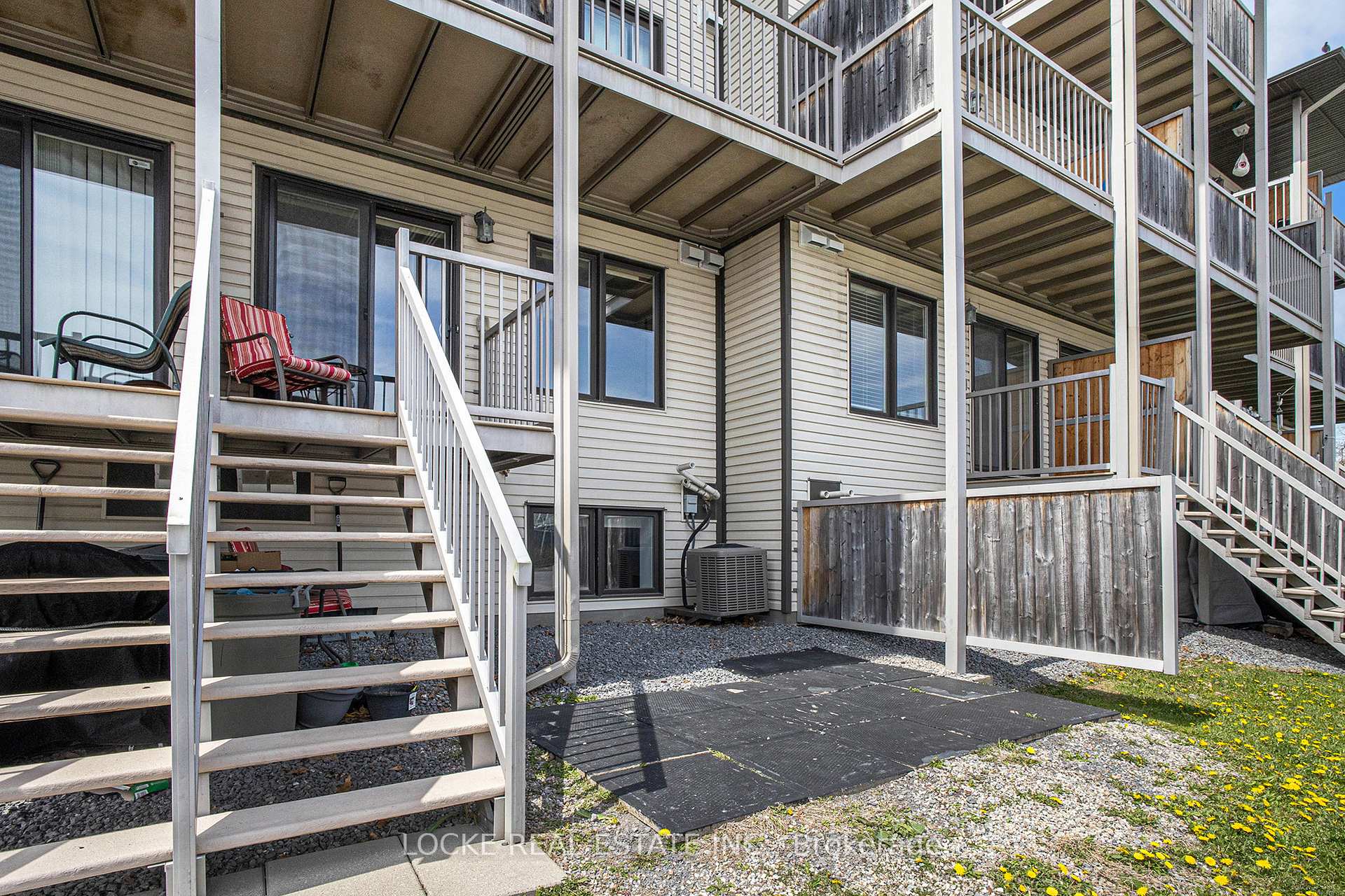 Photo 30 of 2411 Esprit Drive, Ottawa, Avalon East — HOMEH