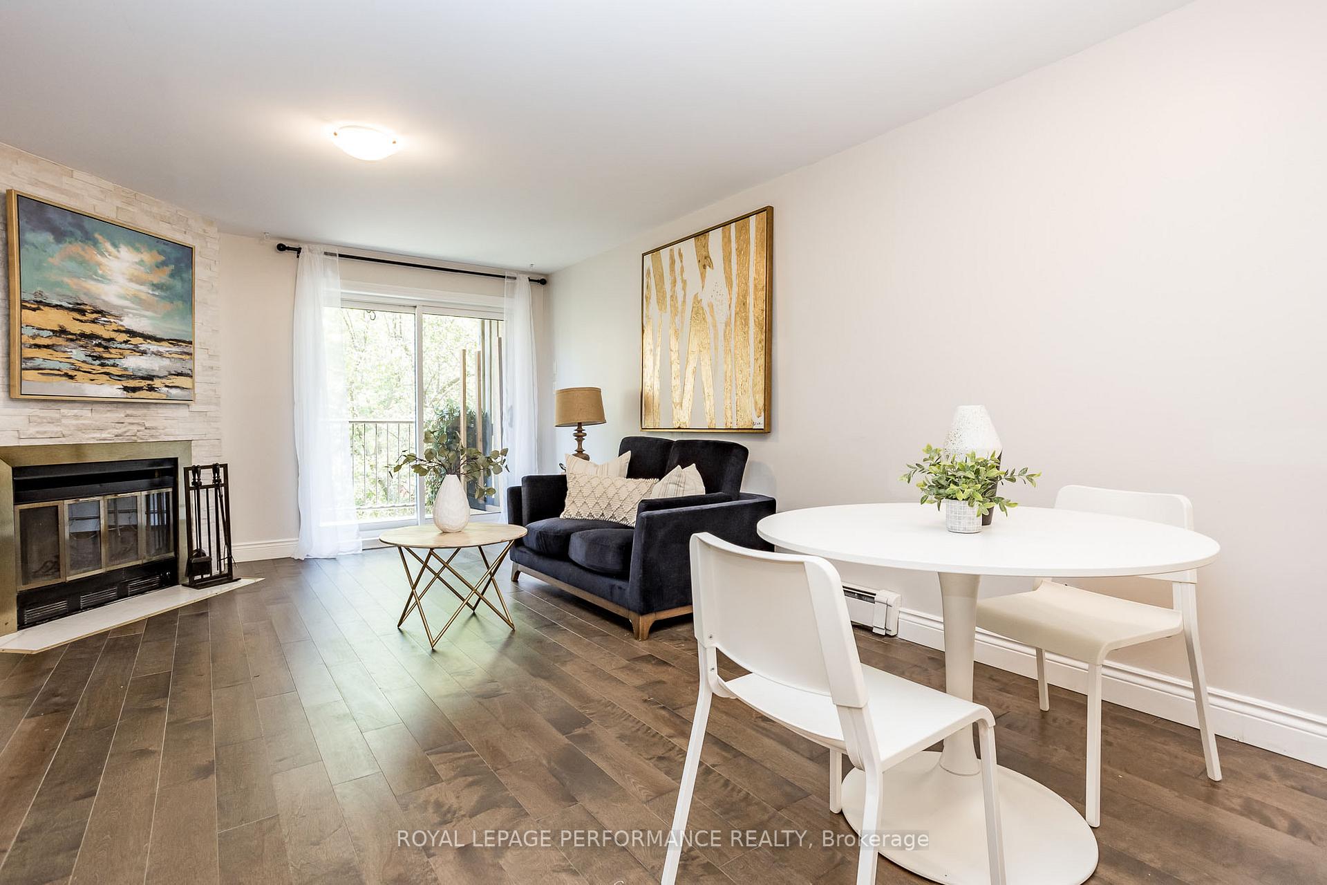 Photo 6 of 233 Mart Circle, Ottawa, Manor Park — HOMEH