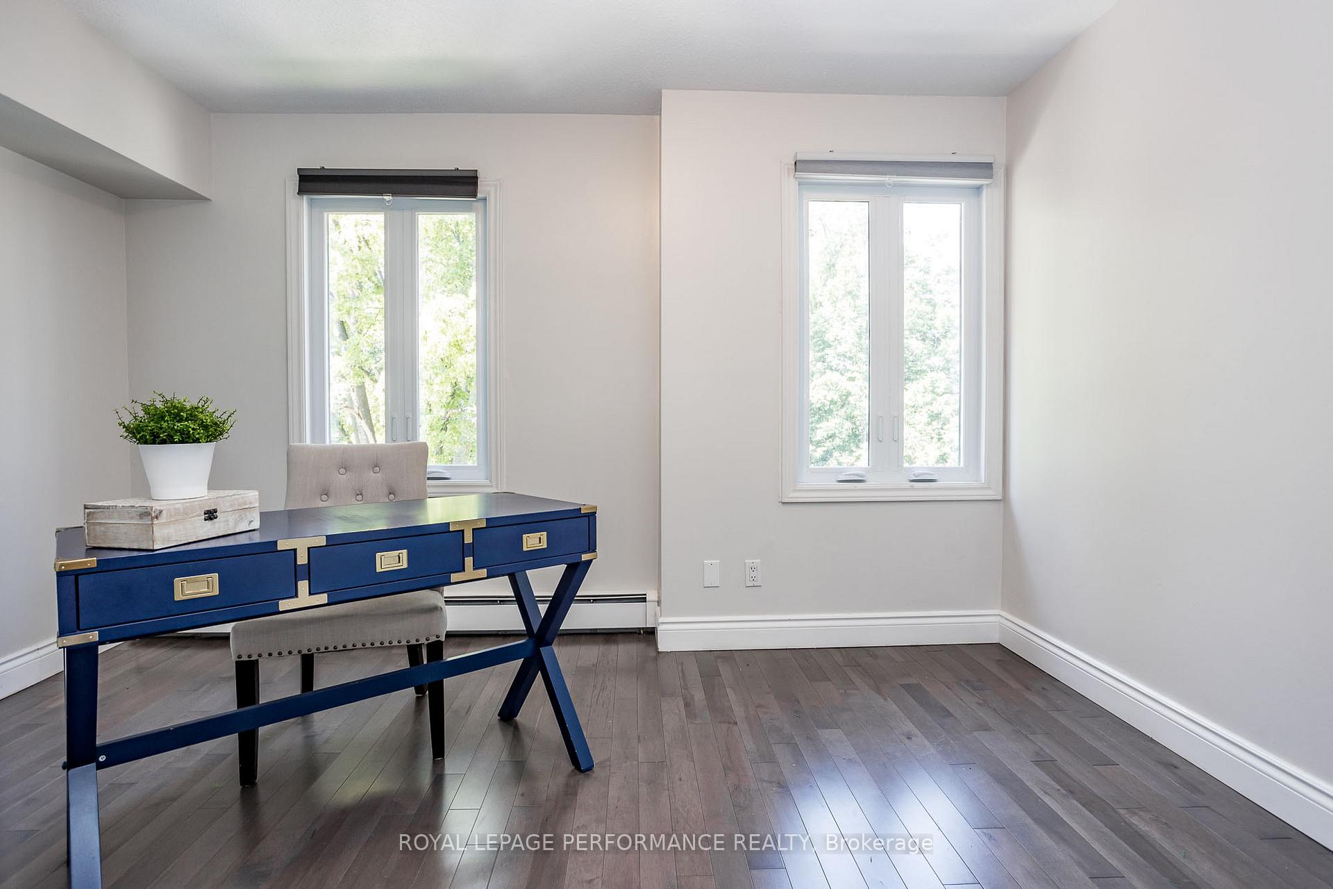Photo 34 of 233 Mart Circle, Ottawa, Manor Park — HOMEH