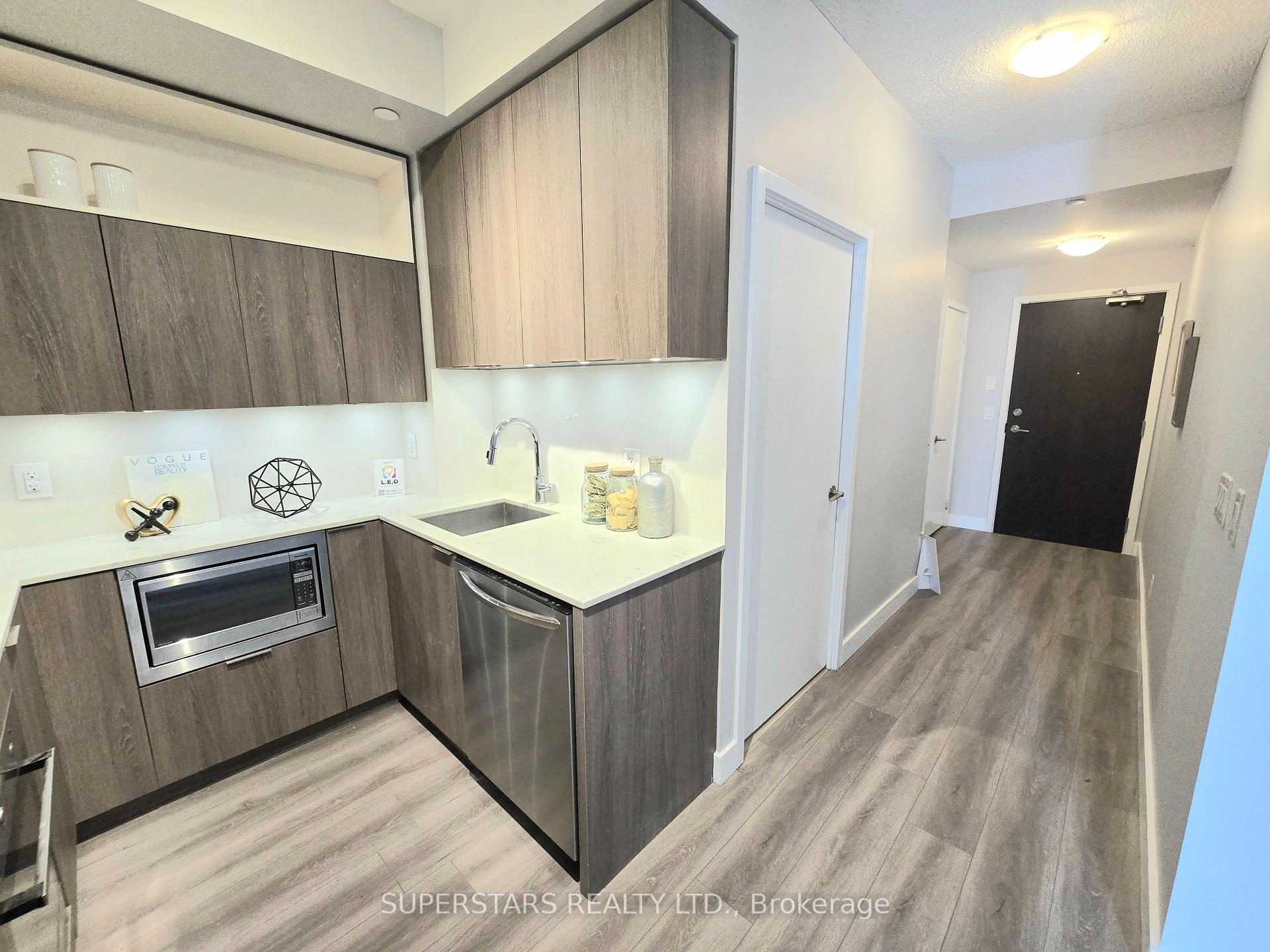 Photo 5 of Unit 614, 200 Sackville Street, Toronto, Regent Park — HOMEH
