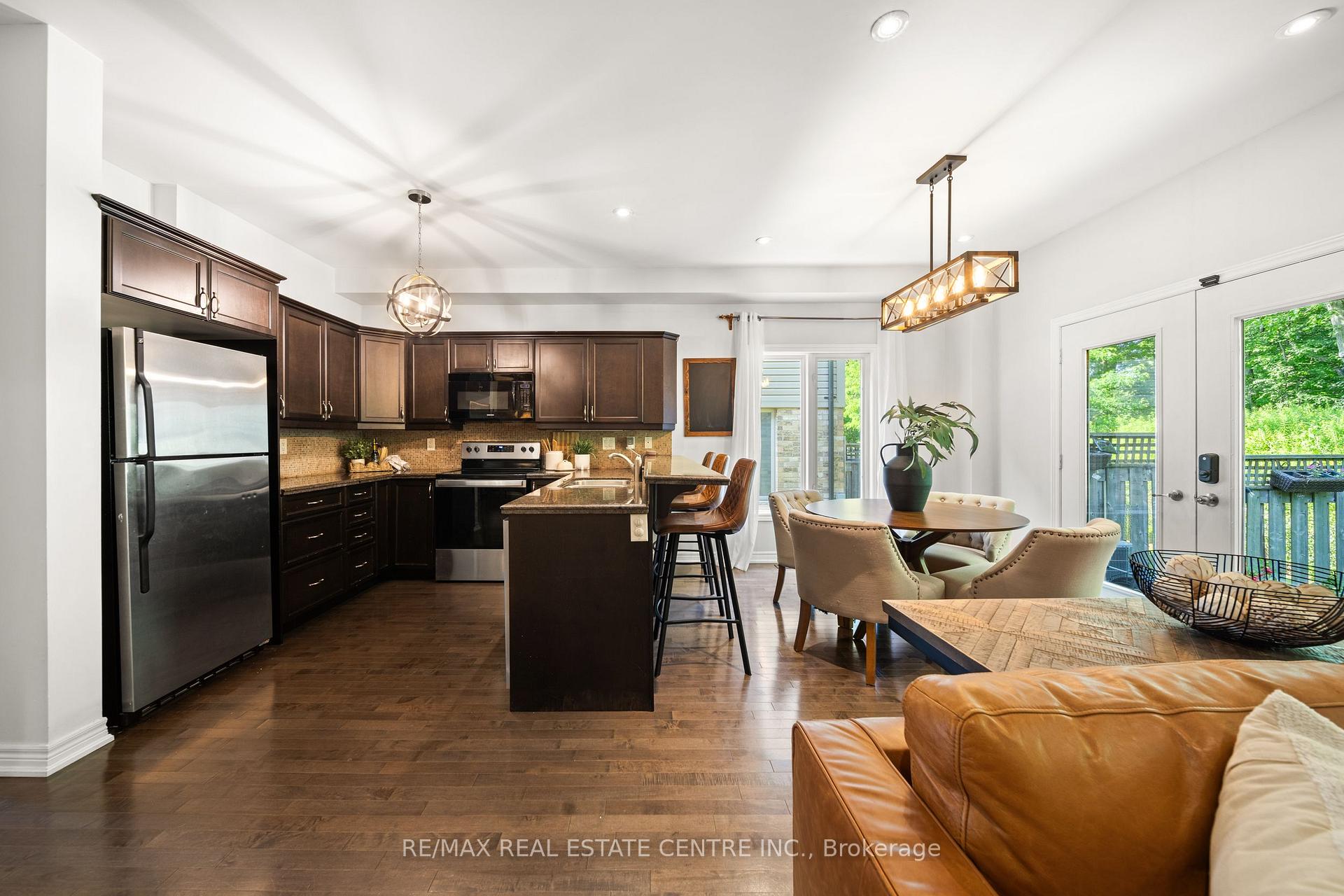 Photo 21 of Unit 16, 441 Stonehenge Drive, Hamilton, Ancaster — HOMEH