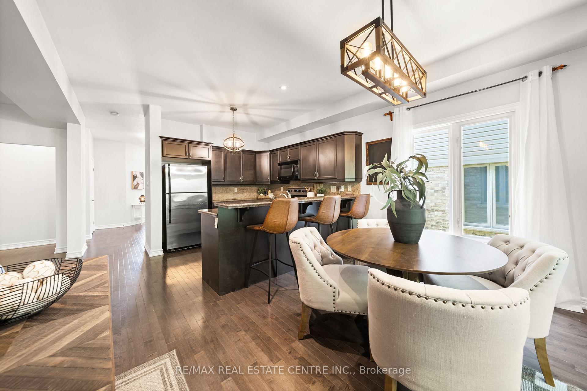 Photo 27 of Unit 16, 441 Stonehenge Drive, Hamilton, Ancaster — HOMEH