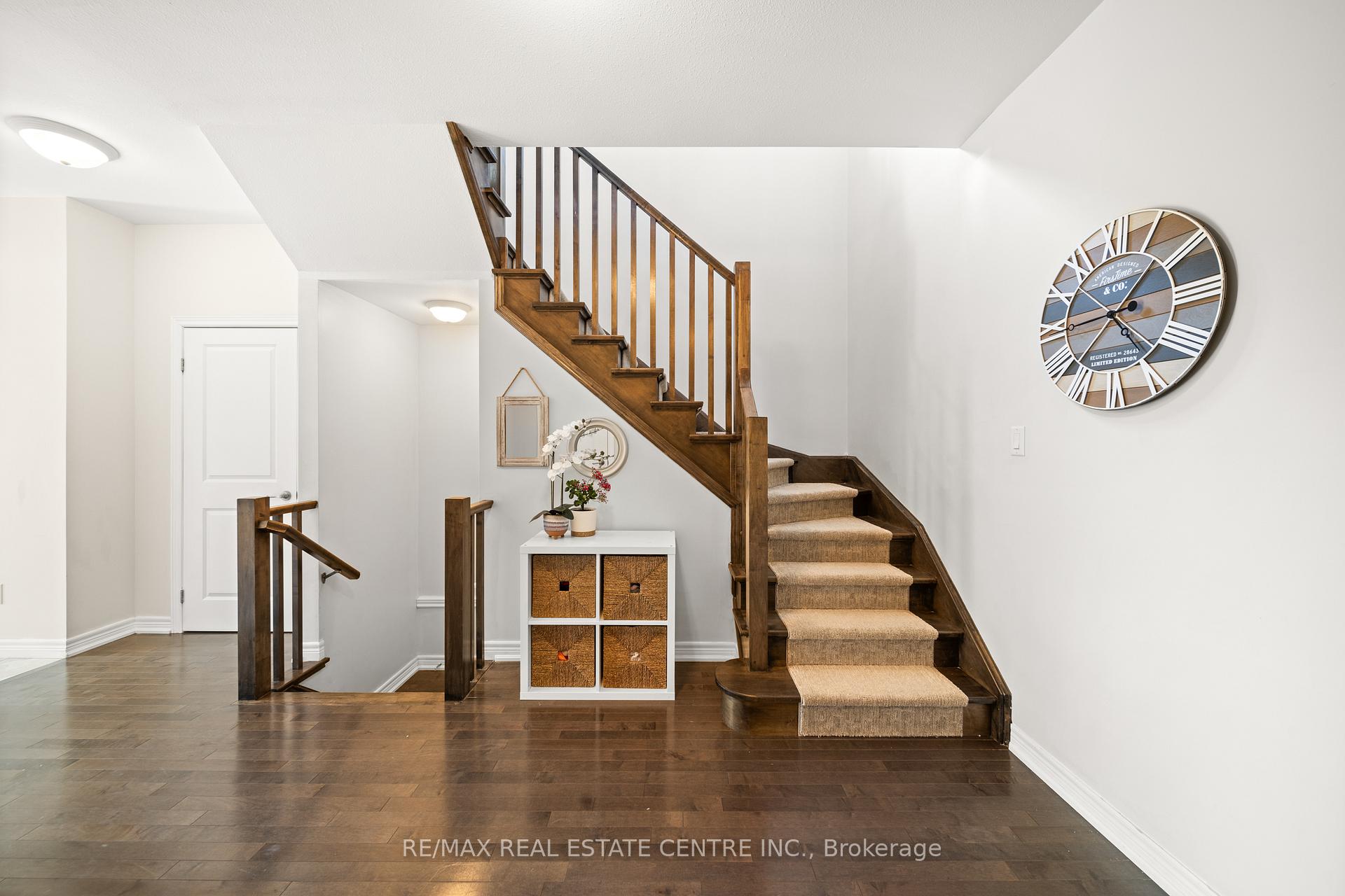 Photo 30 of Unit 16, 441 Stonehenge Drive, Hamilton, Ancaster — HOMEH