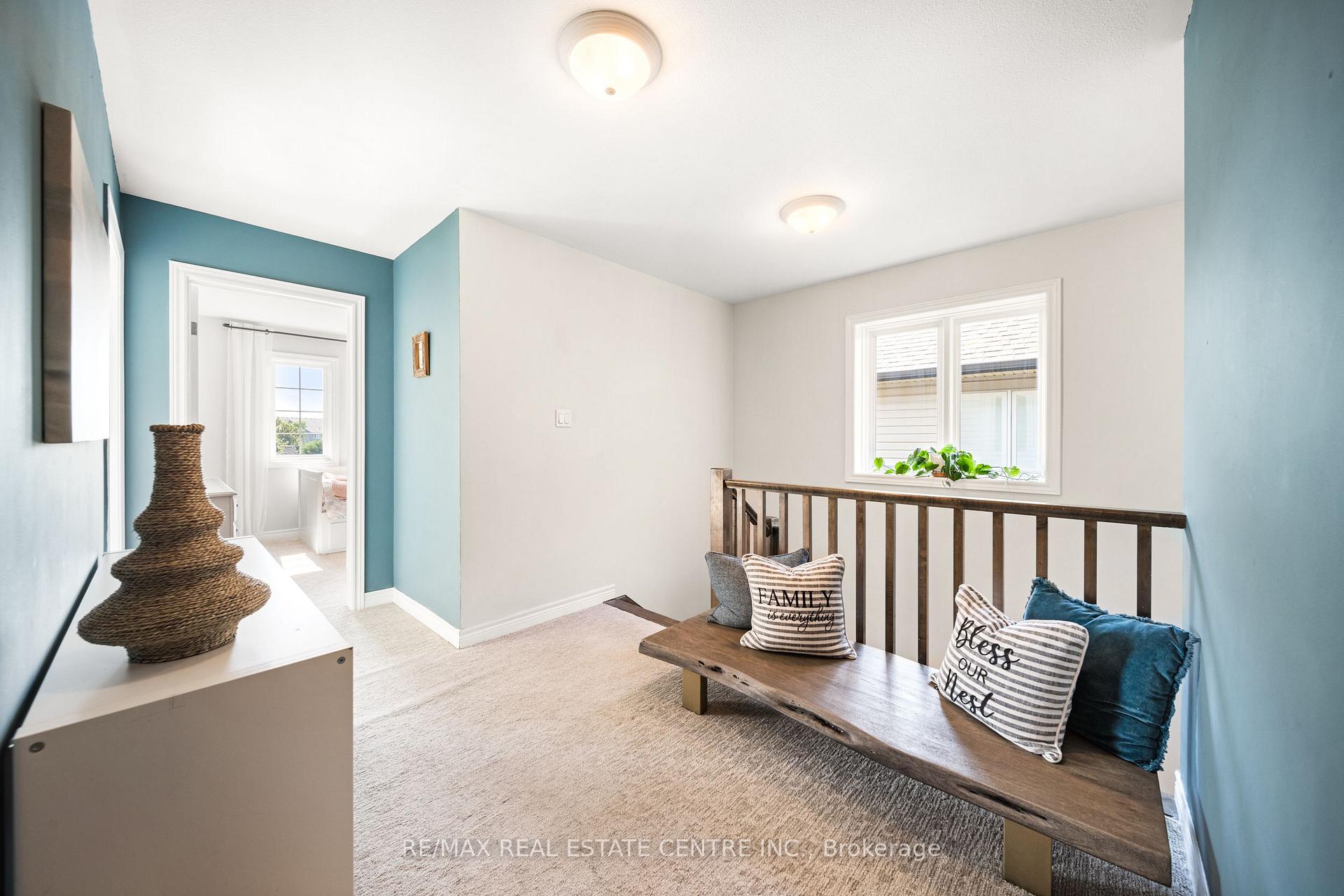 Photo 31 of Unit 16, 441 Stonehenge Drive, Hamilton, Ancaster — HOMEH