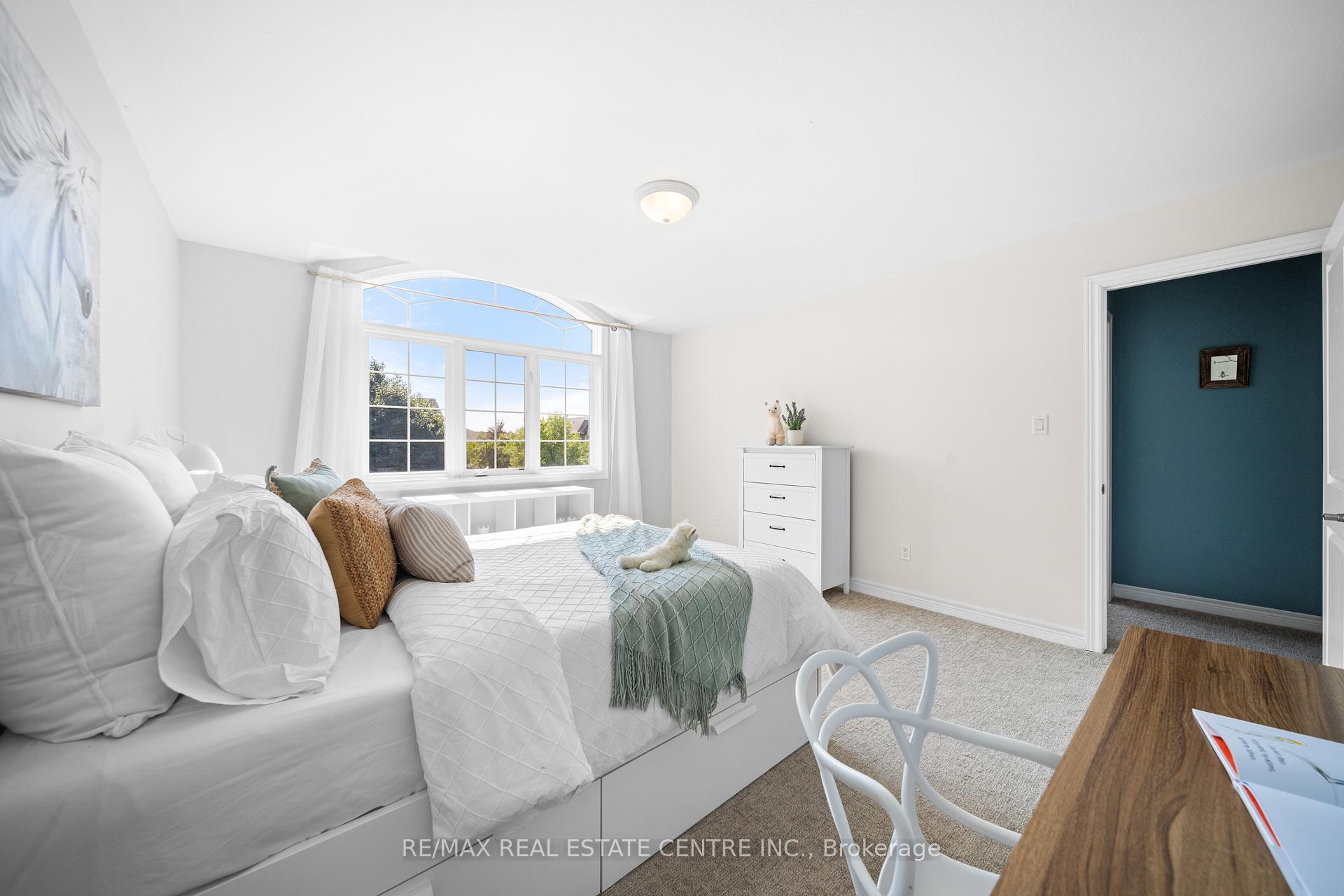 Photo 39 of Unit 16, 441 Stonehenge Drive, Hamilton, Ancaster — HOMEH