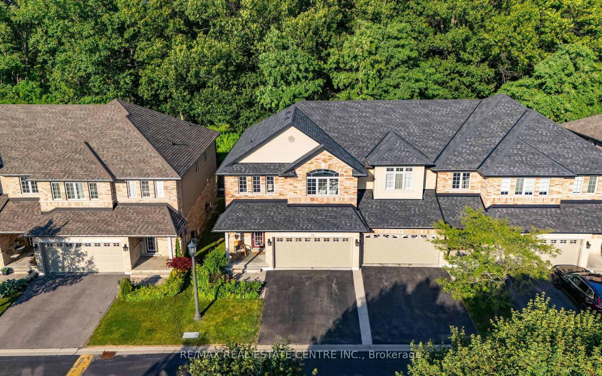 Photo 48 of Unit 16, 441 Stonehenge Drive, Hamilton, Ancaster — HOMEH