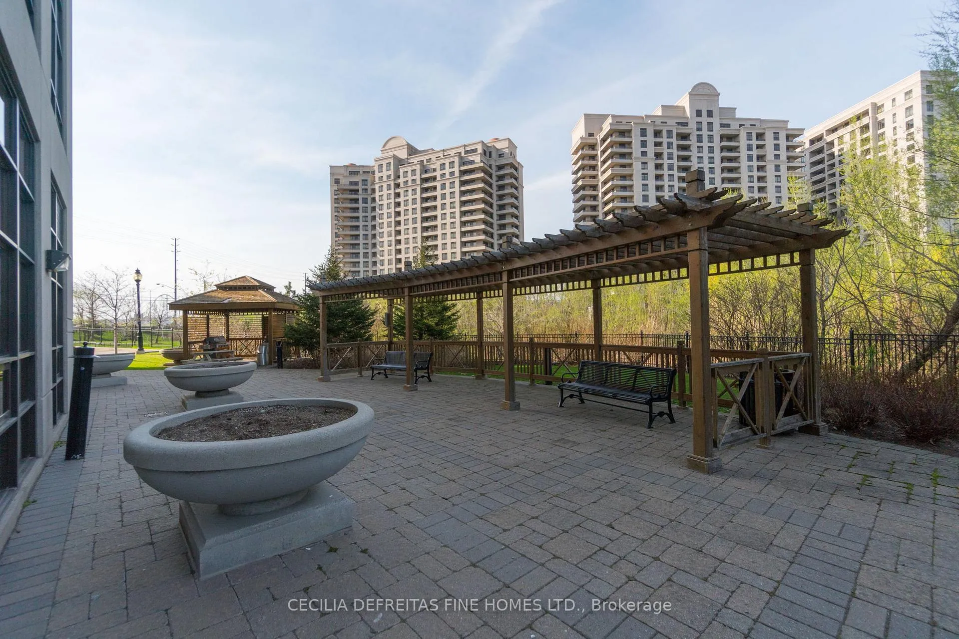 Photo 41 of Unit 1616, 9225 Jane Street, Vaughan, Maple — HOMEH